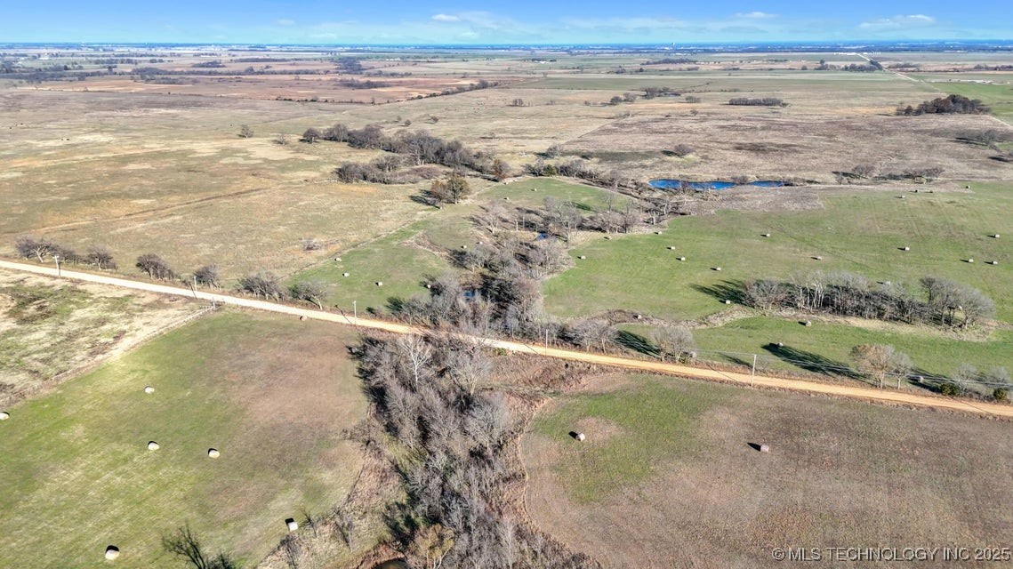 46225 E 200 Road Property Photo 25