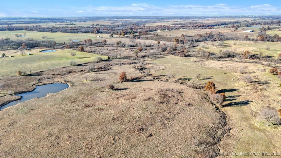 46225 E 200 Road Property Photo 38