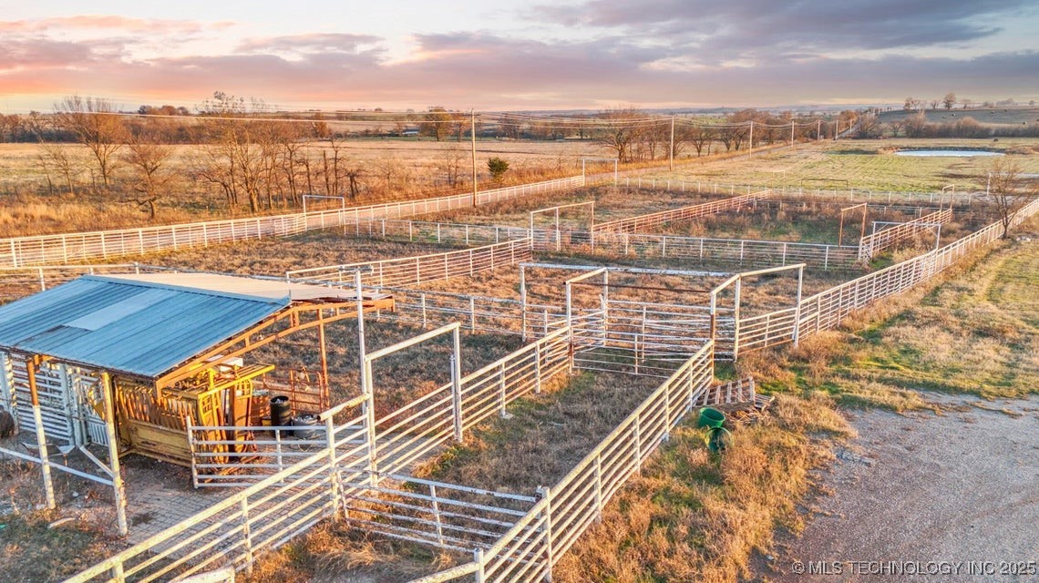 46225 E 200 Road Property Photo 45