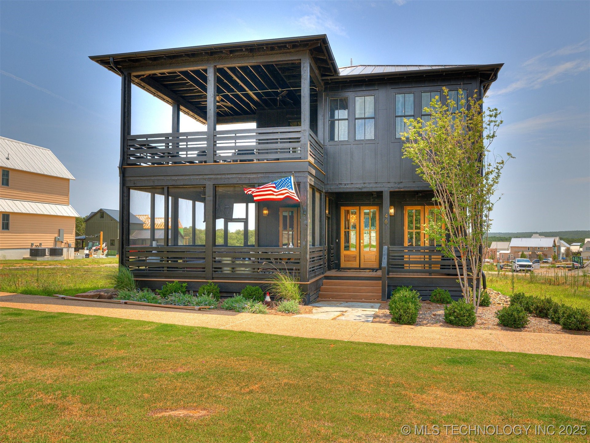 46 Redbud Street Property Photo 2