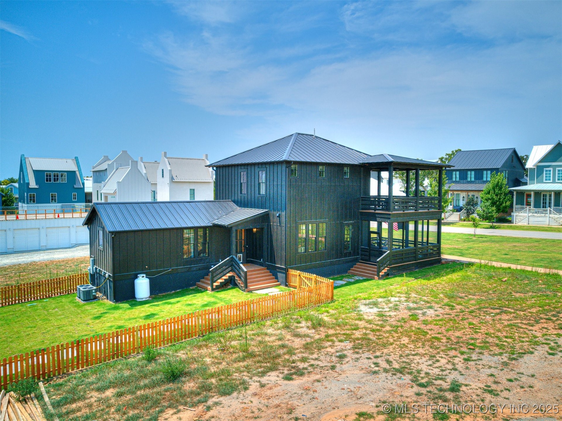 46 Redbud Street Property Photo 11