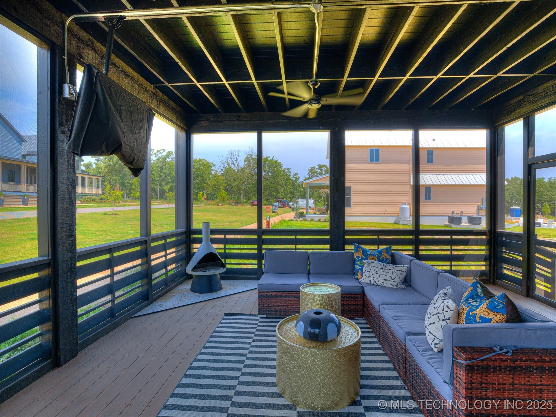 46 Redbud Street Property Photo 23