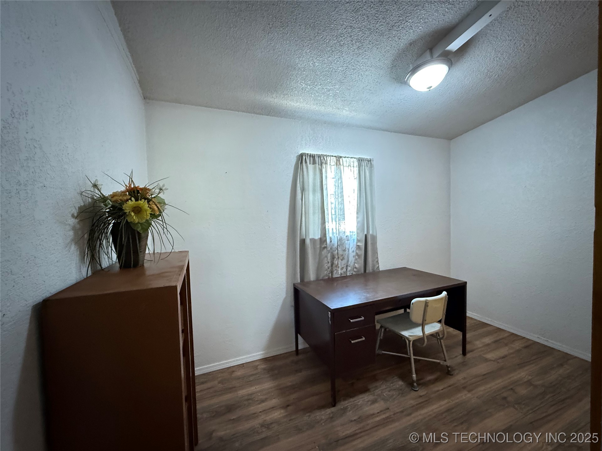 319 Lake Drive Property Photo 18