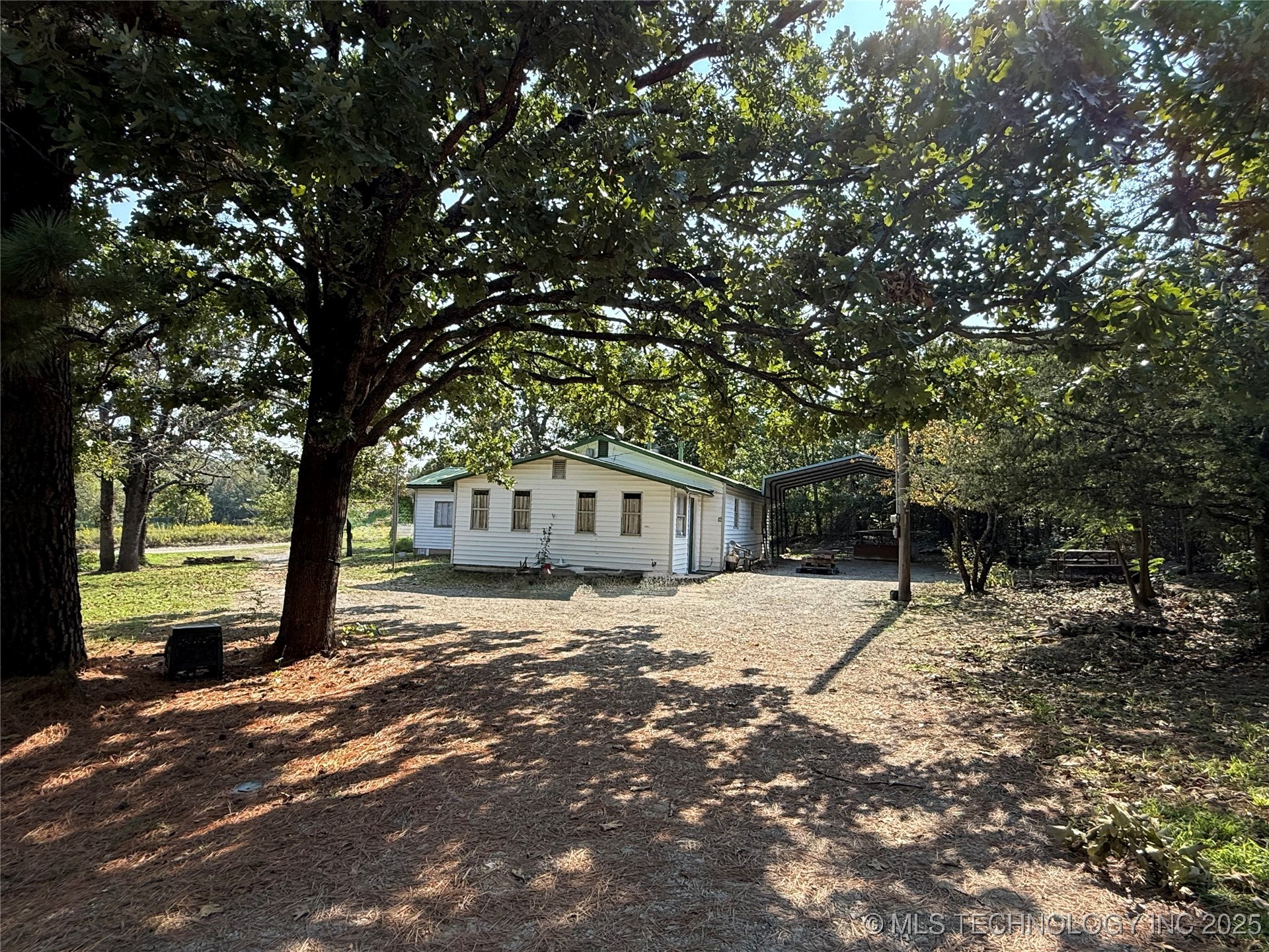 319 Lake Drive Property Photo 24