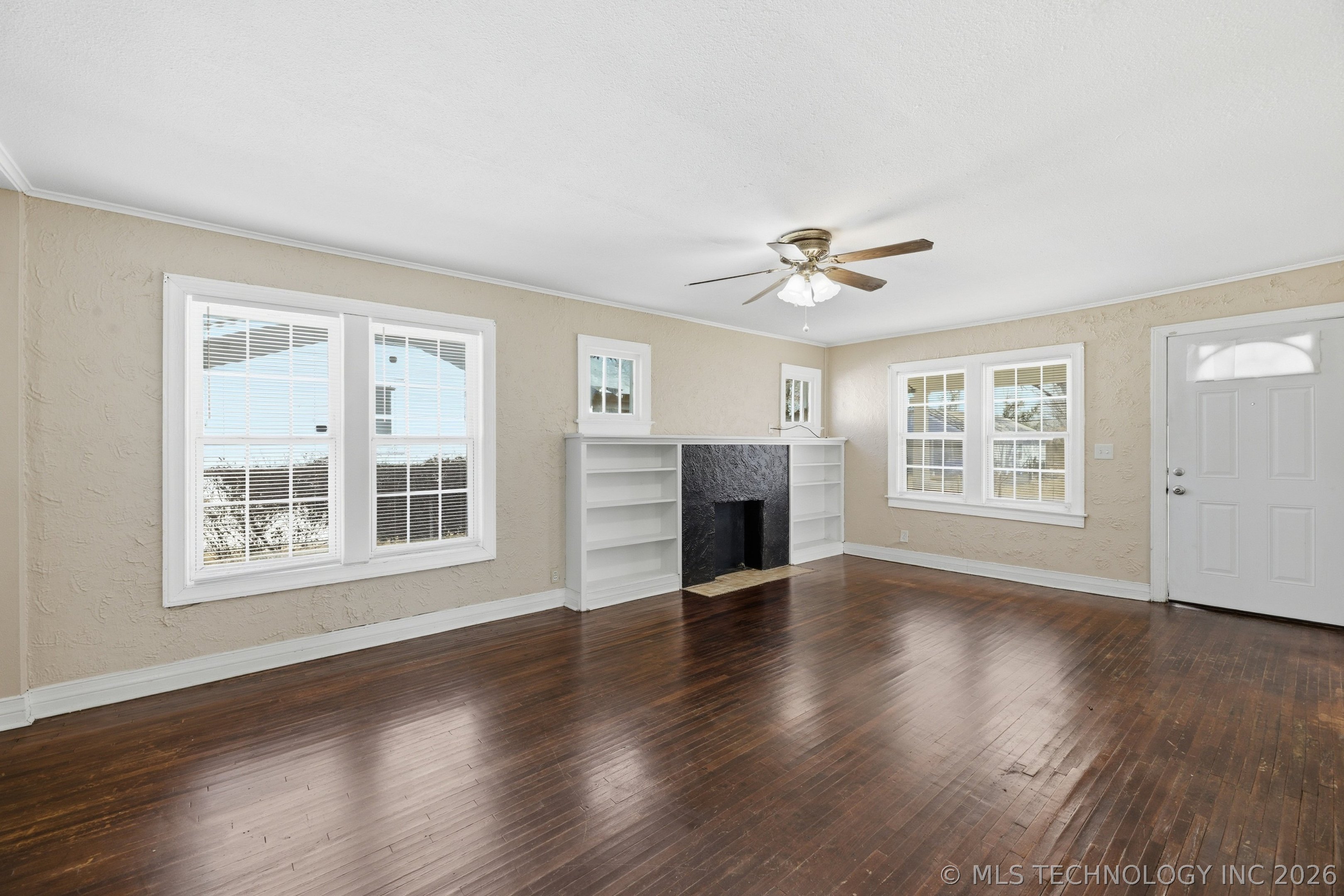 30 S 64th West Avenue W Property Photo 2