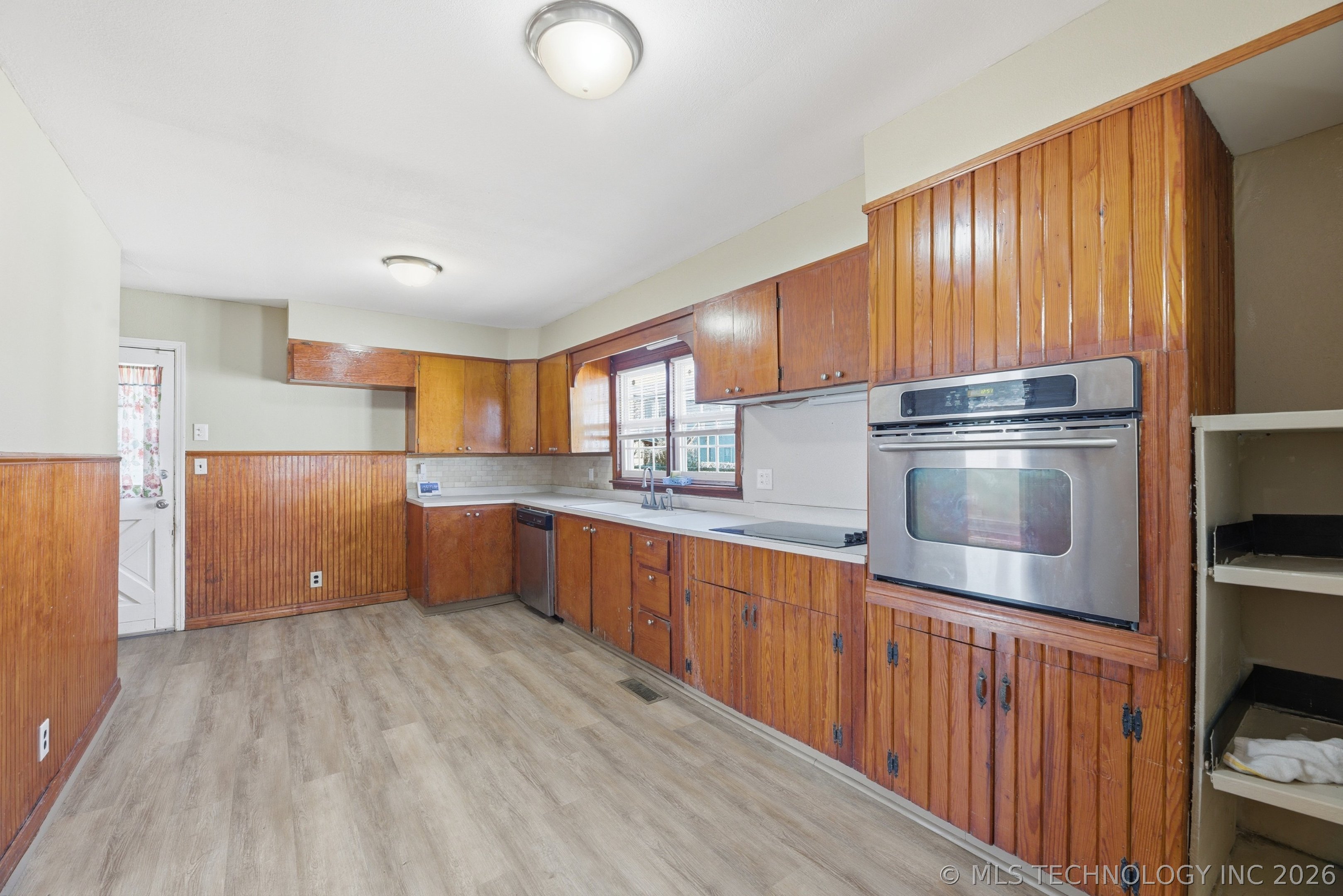 30 S 64th West Avenue W Property Photo 7