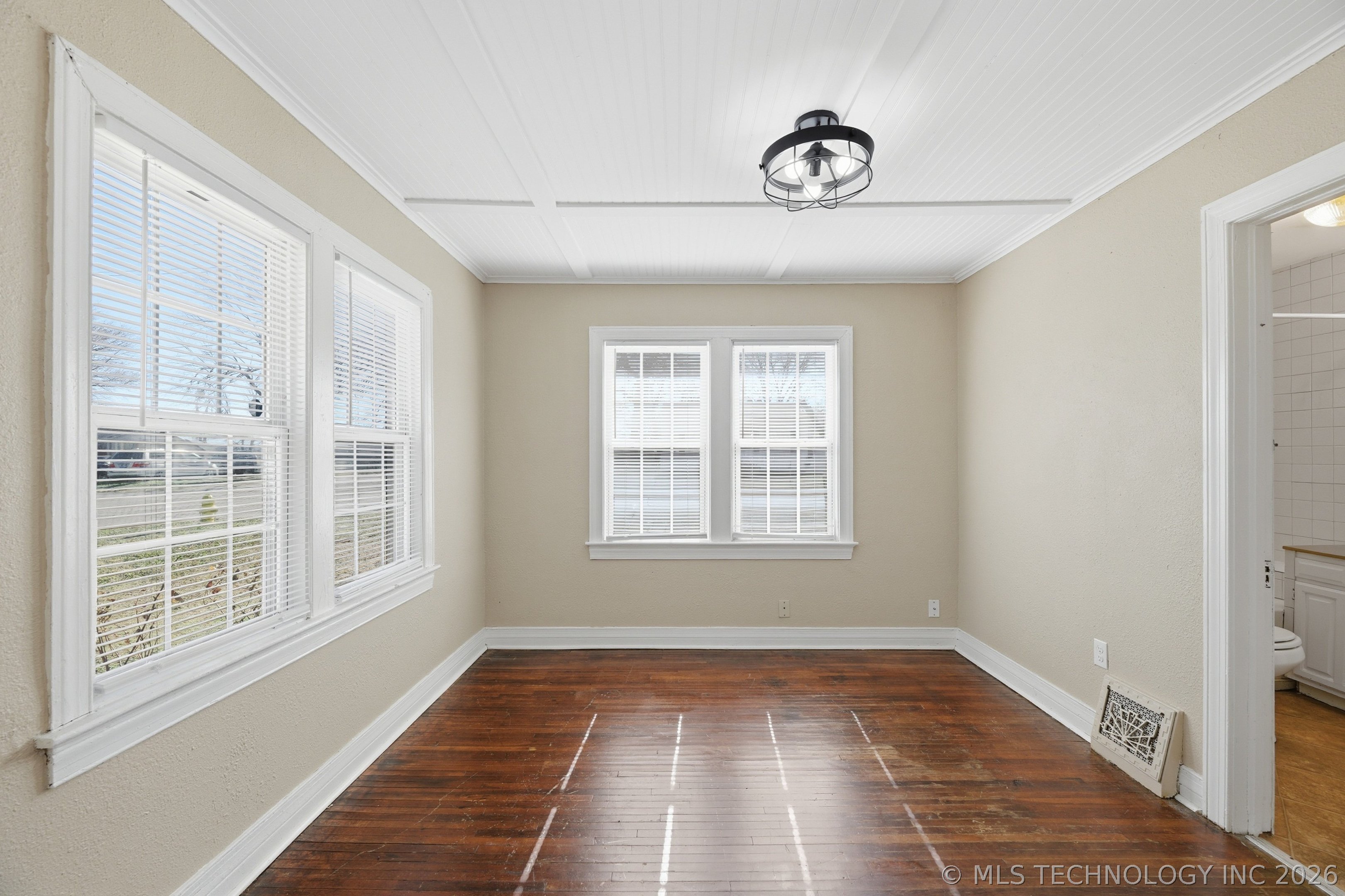 30 S 64th West Avenue W Property Photo 11