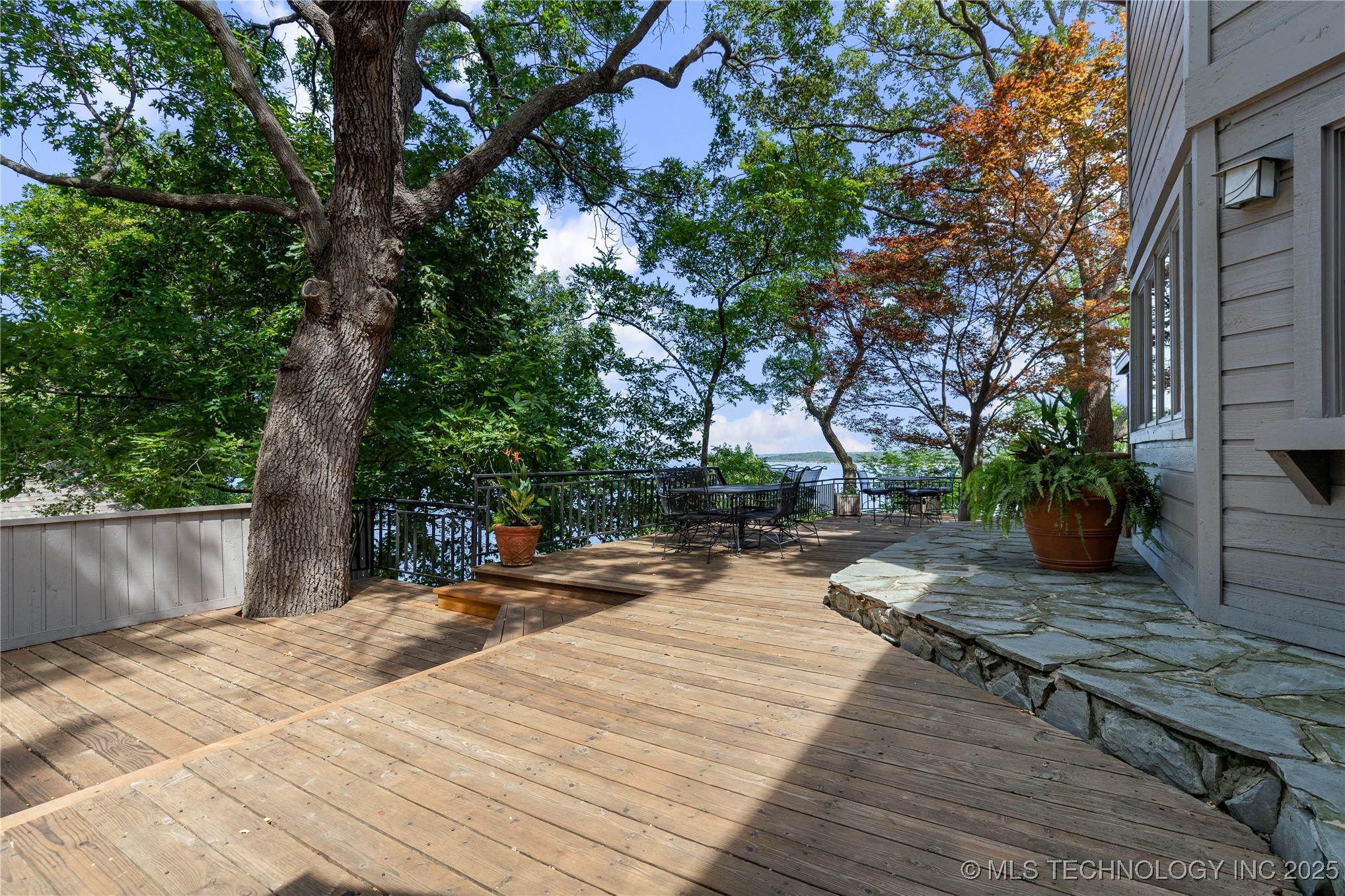 33872 S Coves Drive Property Photo 18