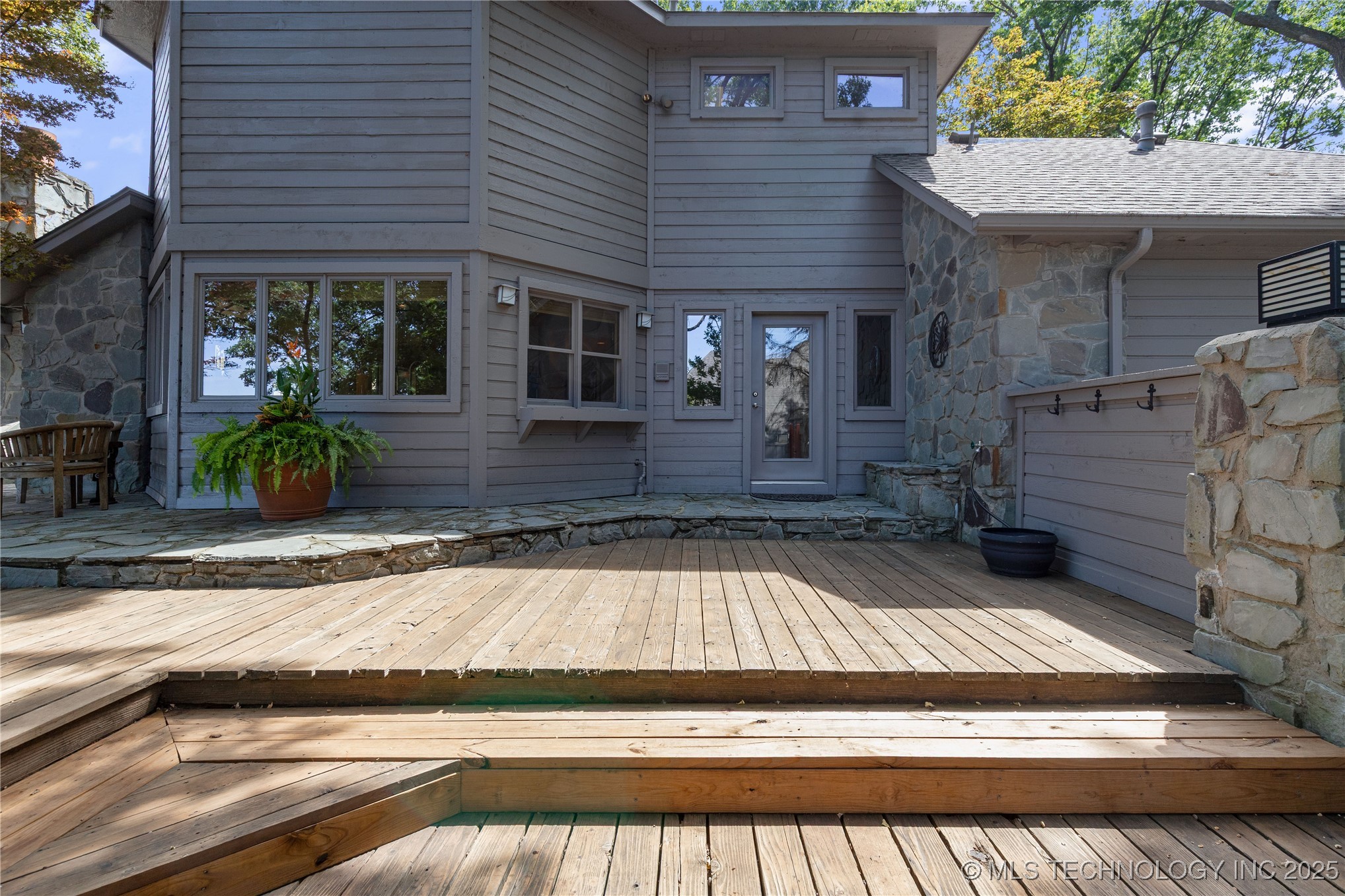 33872 S Coves Drive Property Photo 23