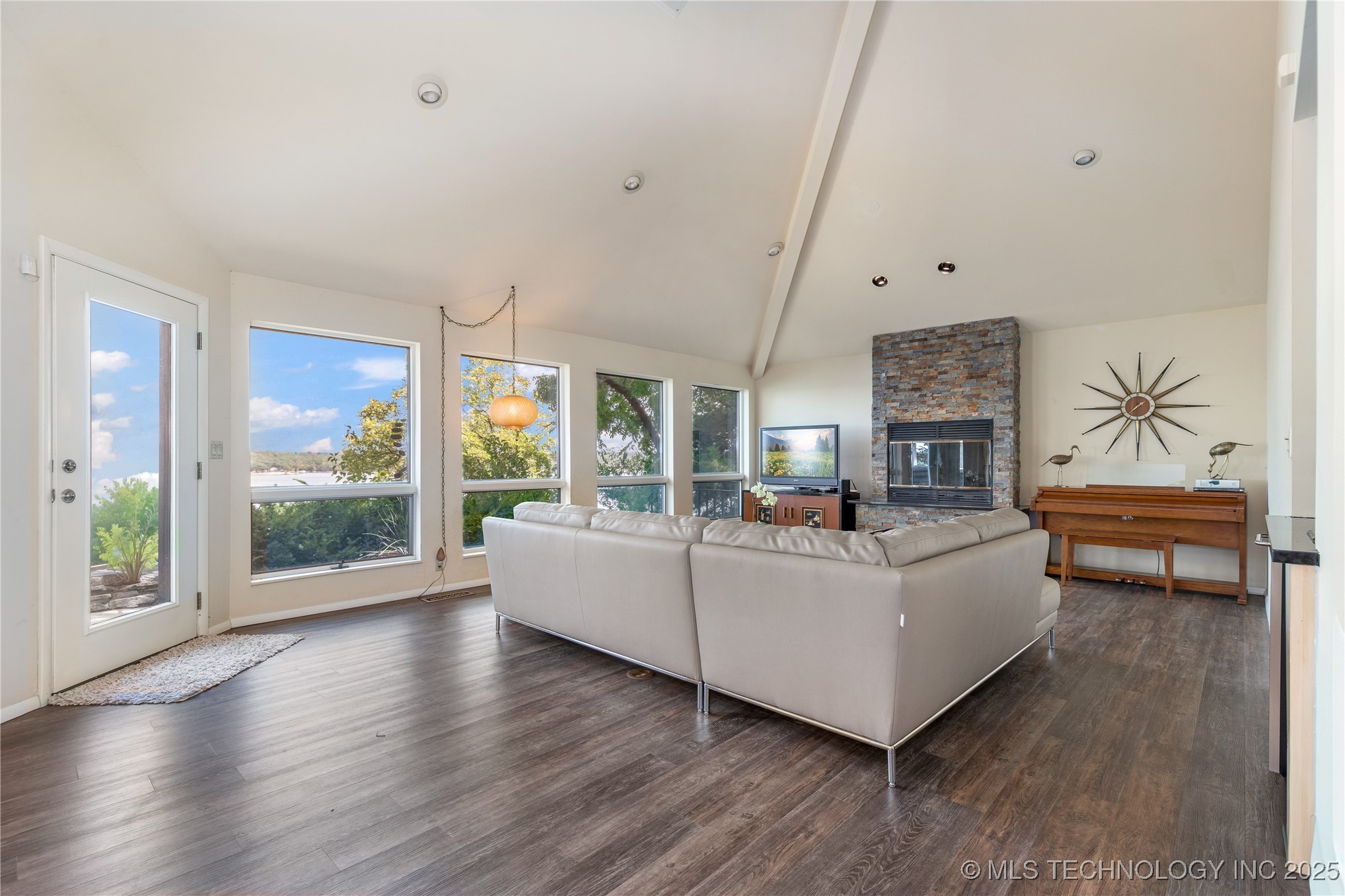 33872 S Coves Drive Property Photo 34