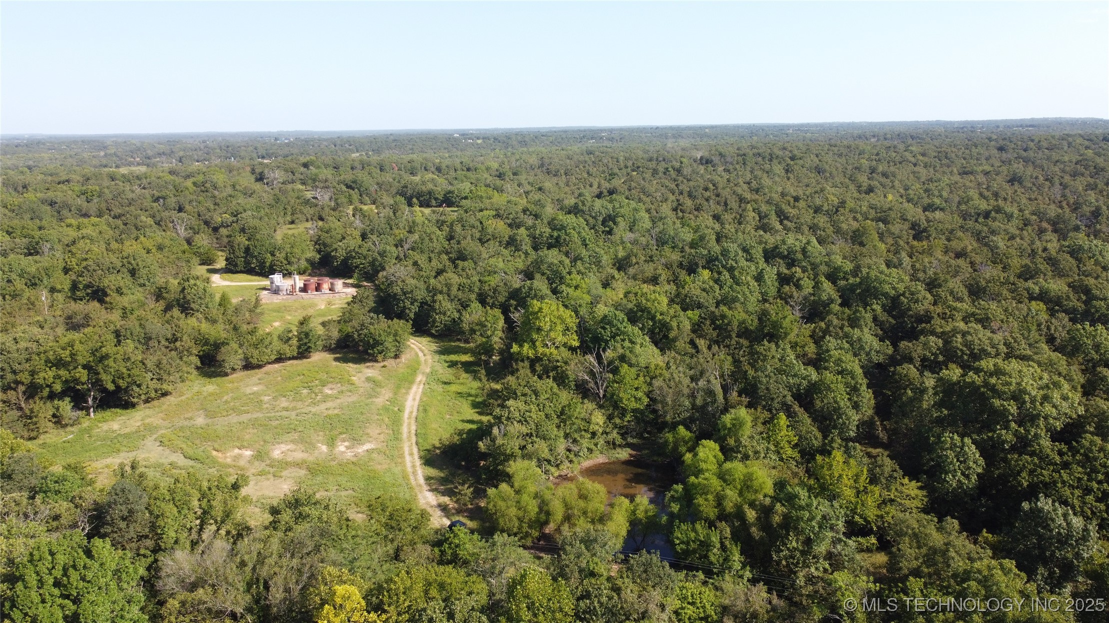 S 385th Avenue Property Photo 18