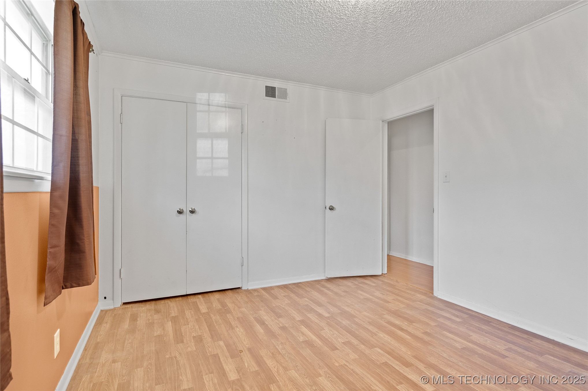 811 Rosewood Property Photo 18