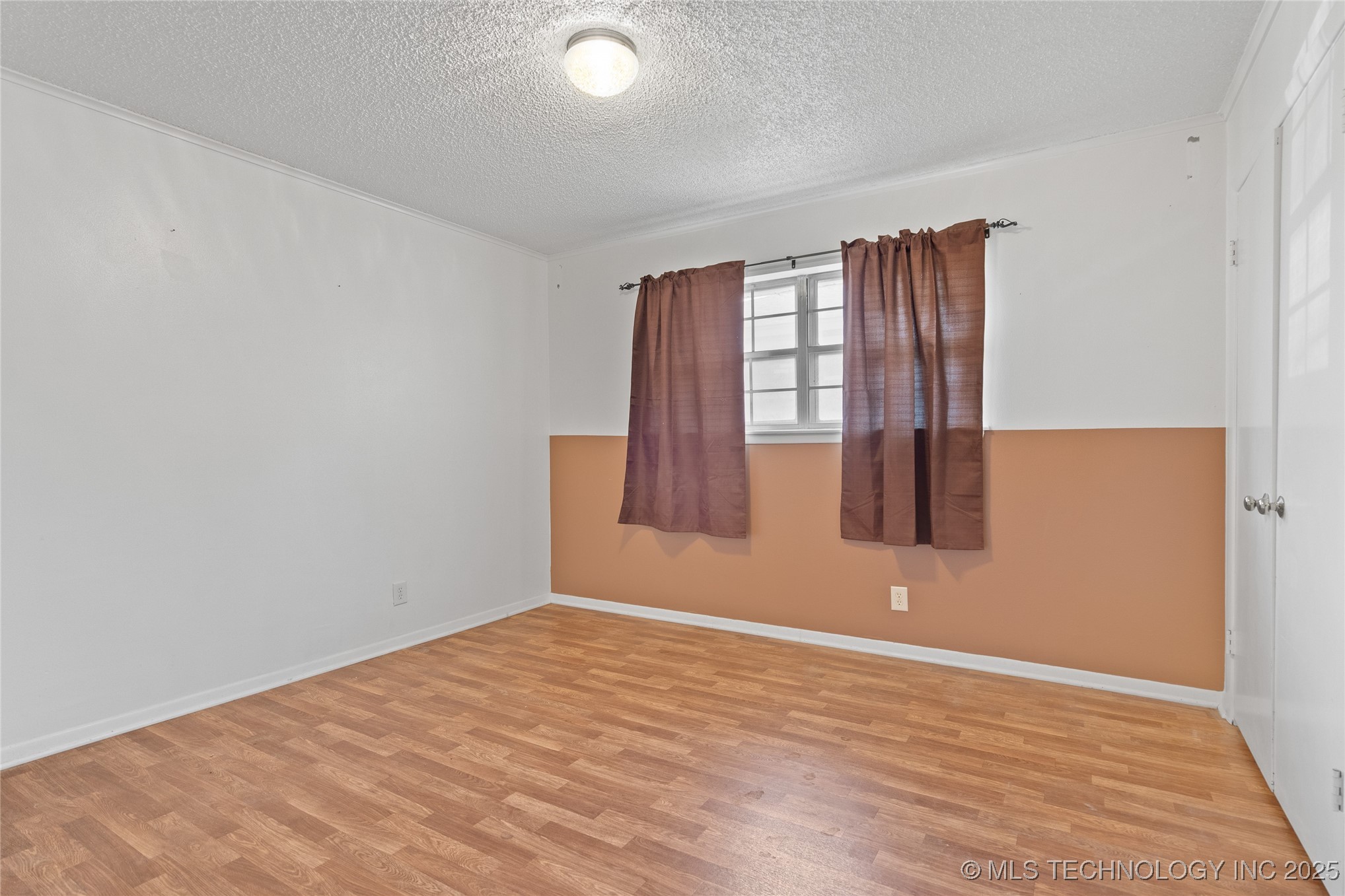 811 Rosewood Property Photo 20