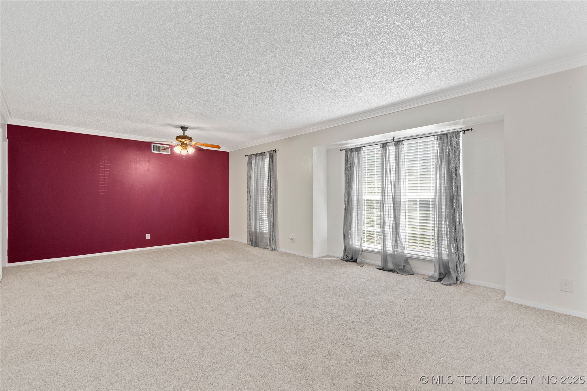 811 Rosewood Property Photo 21