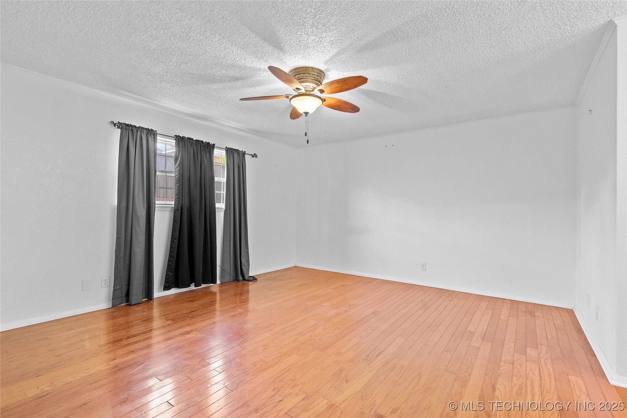 811 Rosewood Property Photo 27