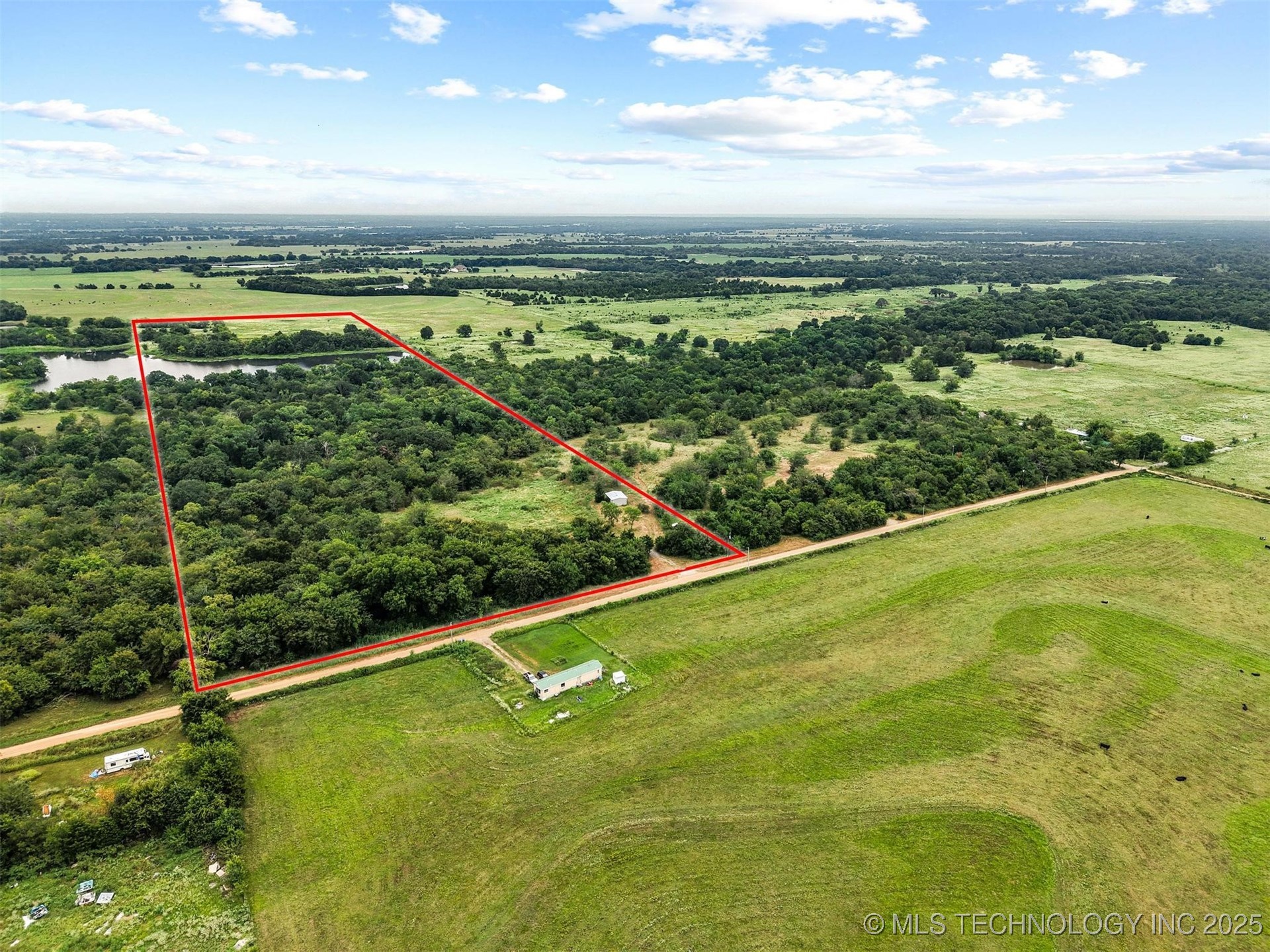 2837 Haworth Property Photo 3