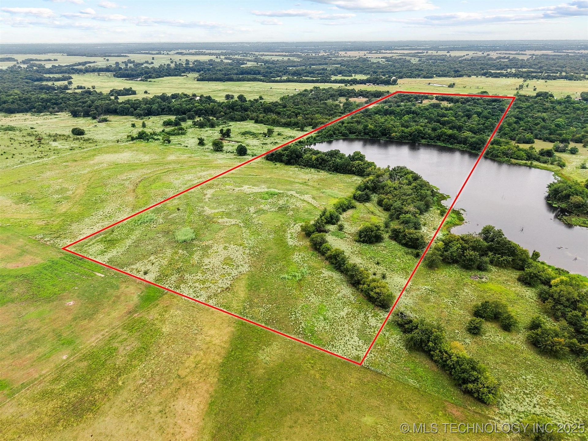 2837 Haworth Property Photo 6