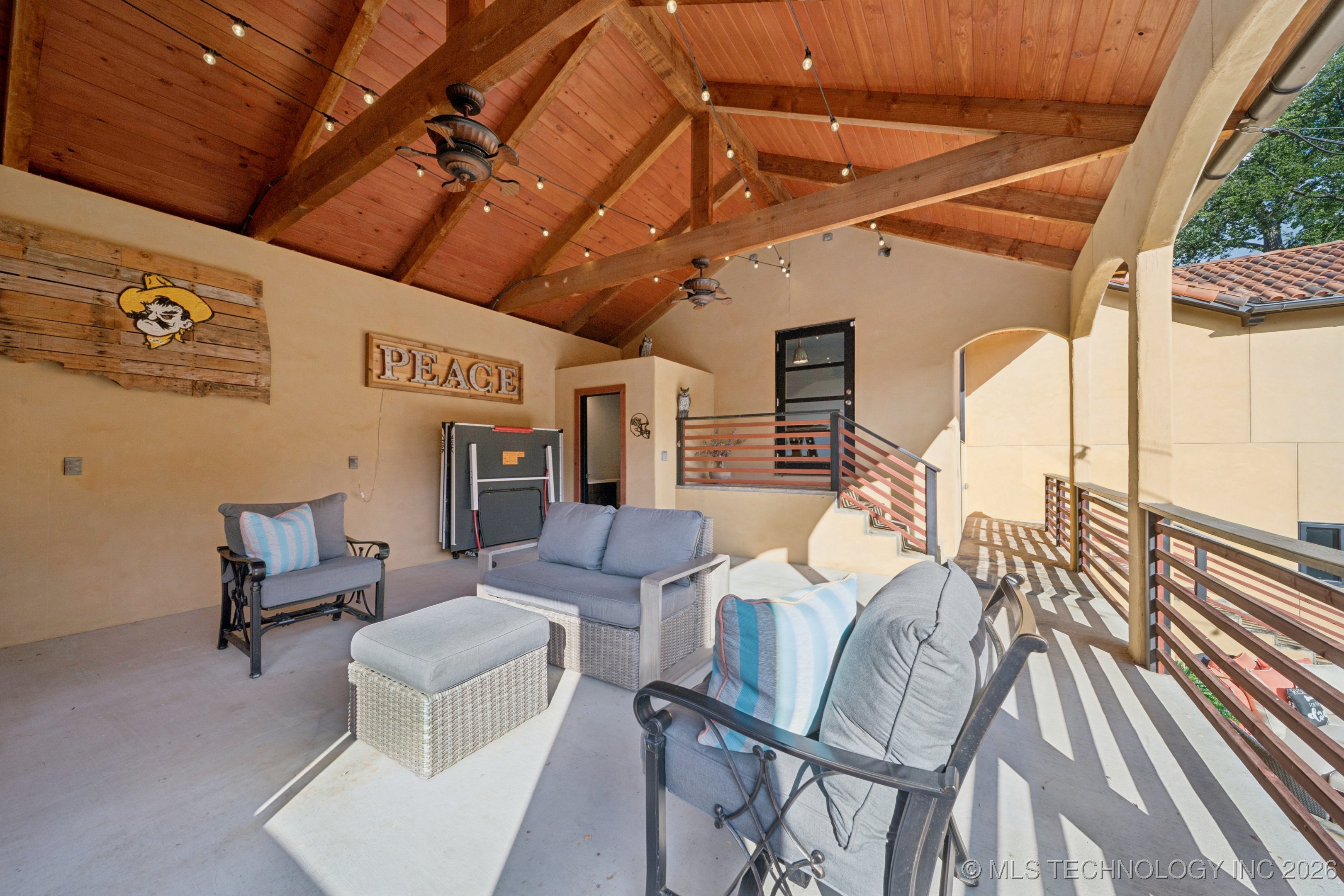 2869 E 72nd Street Property Photo 6