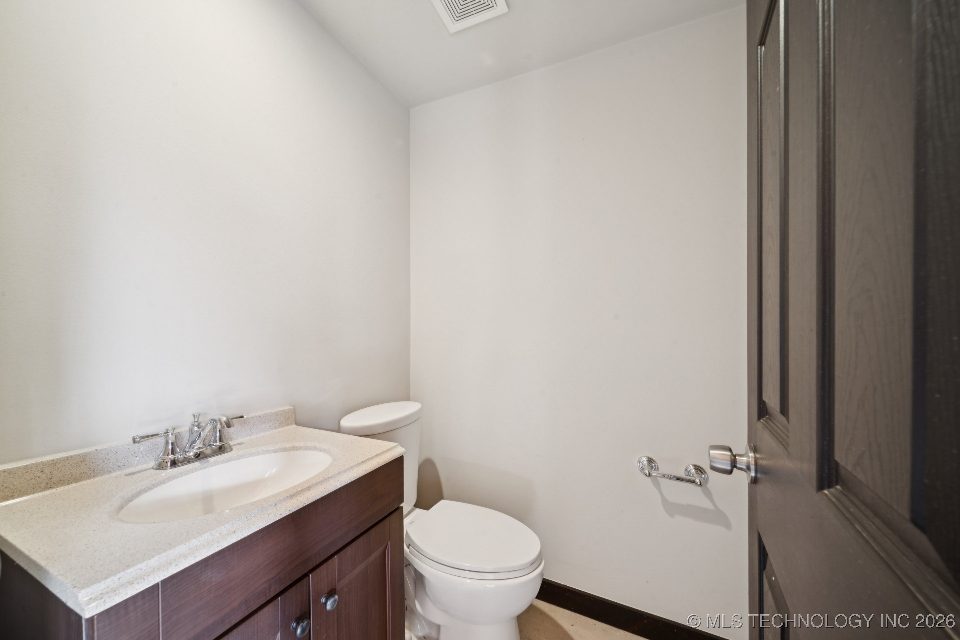 2869 E 72nd Street Property Photo 7