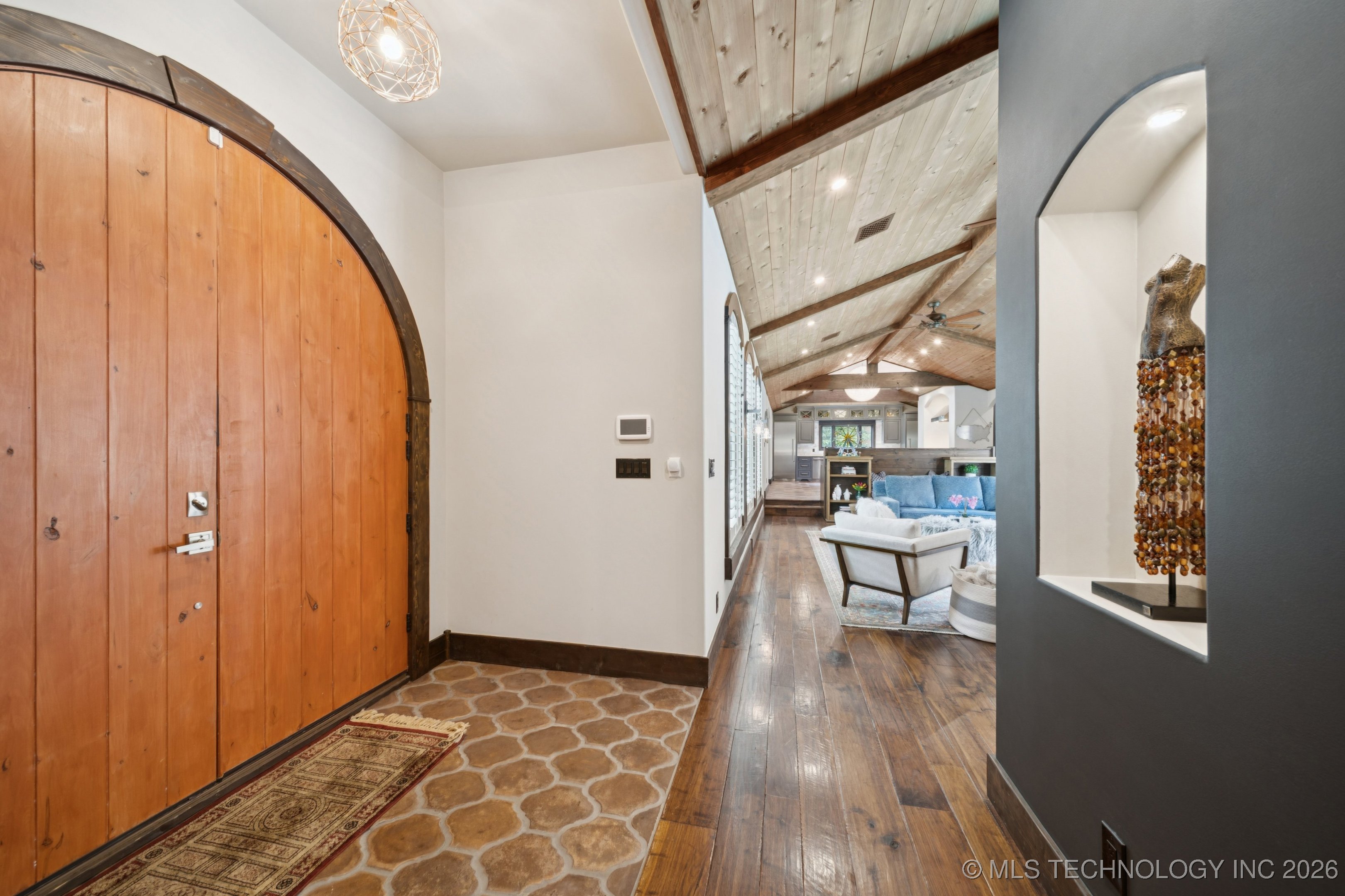 2869 E 72nd Street Property Photo 16