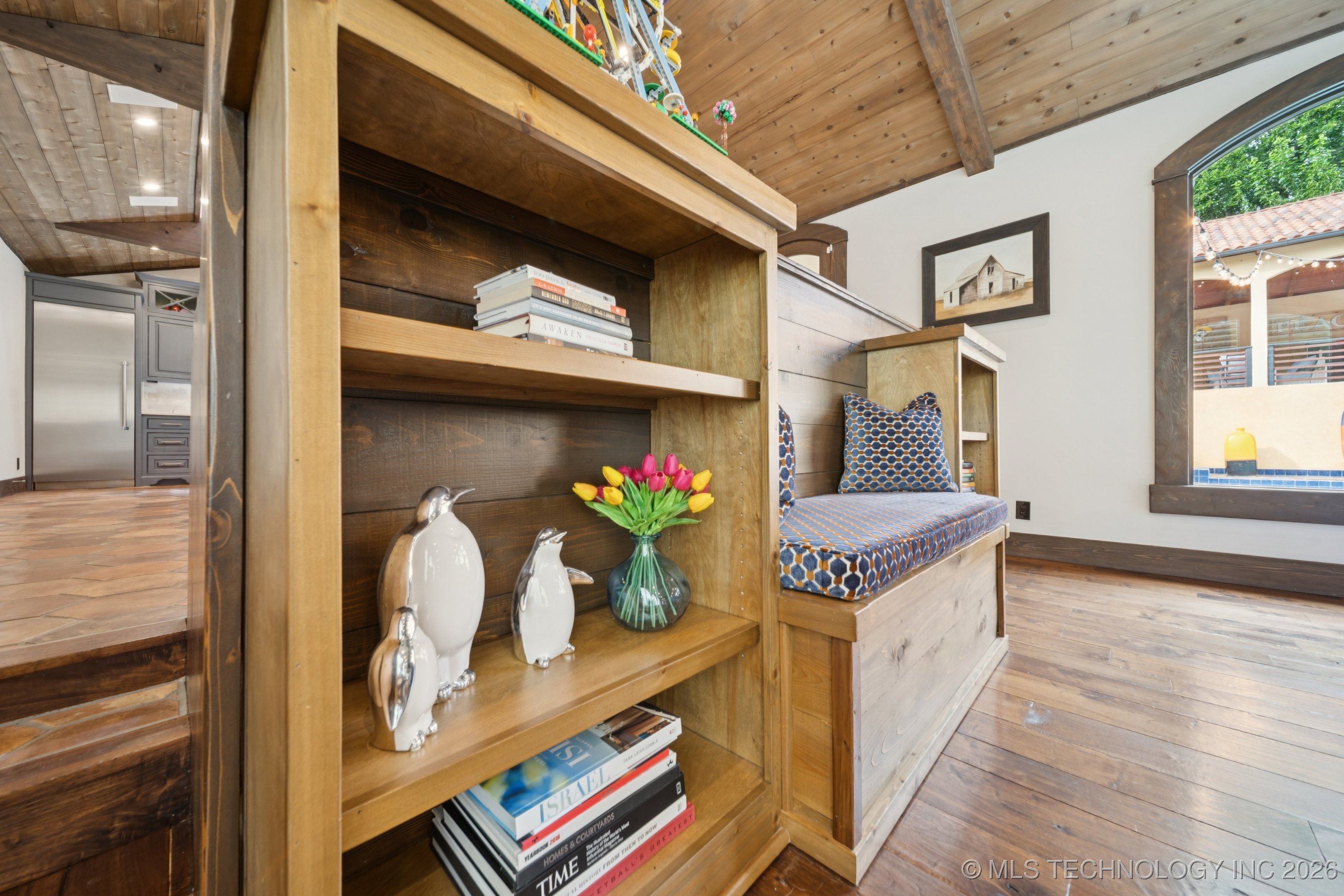 2869 E 72nd Street Property Photo 20