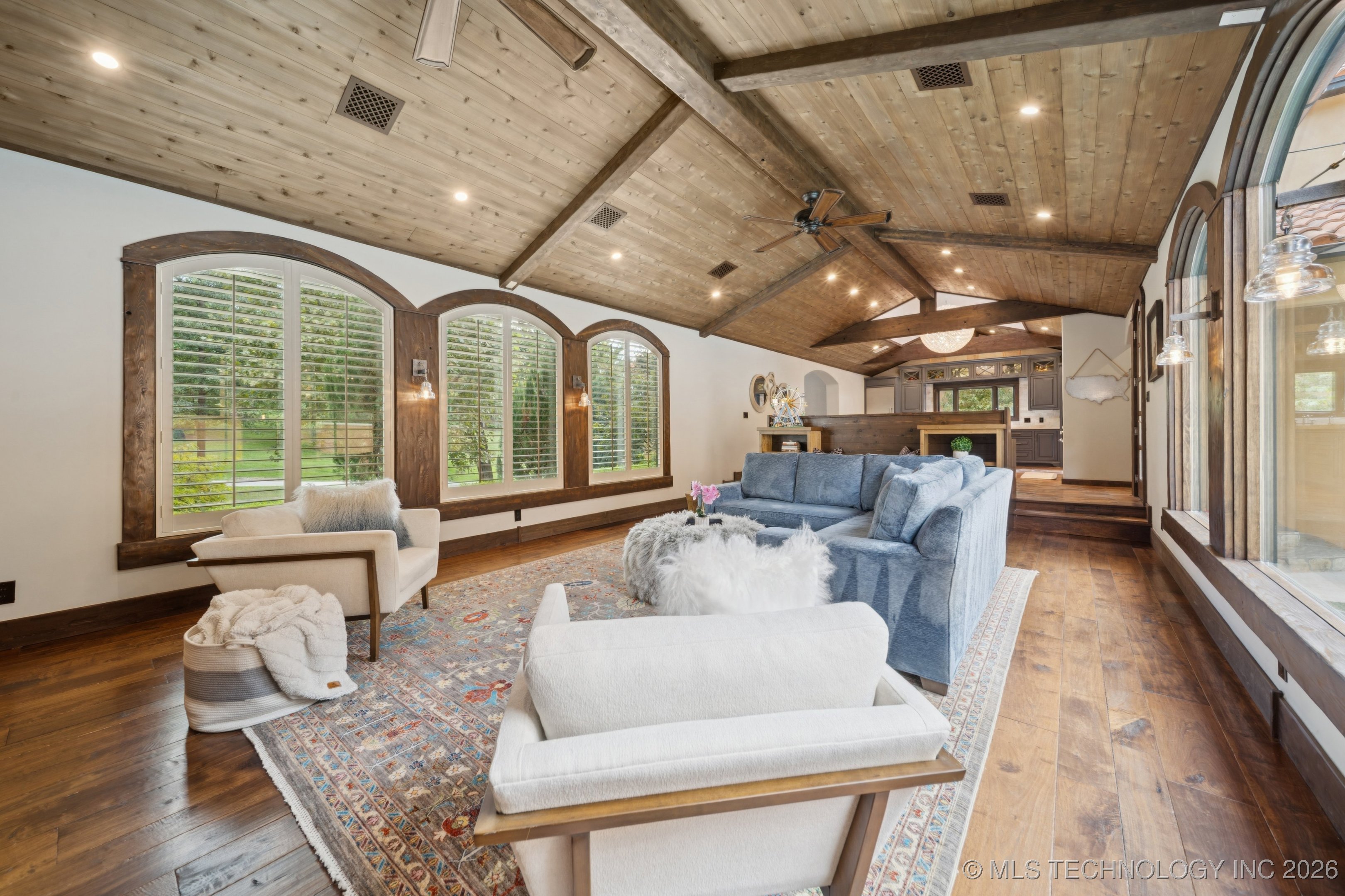 2869 E 72nd Street Property Photo 21