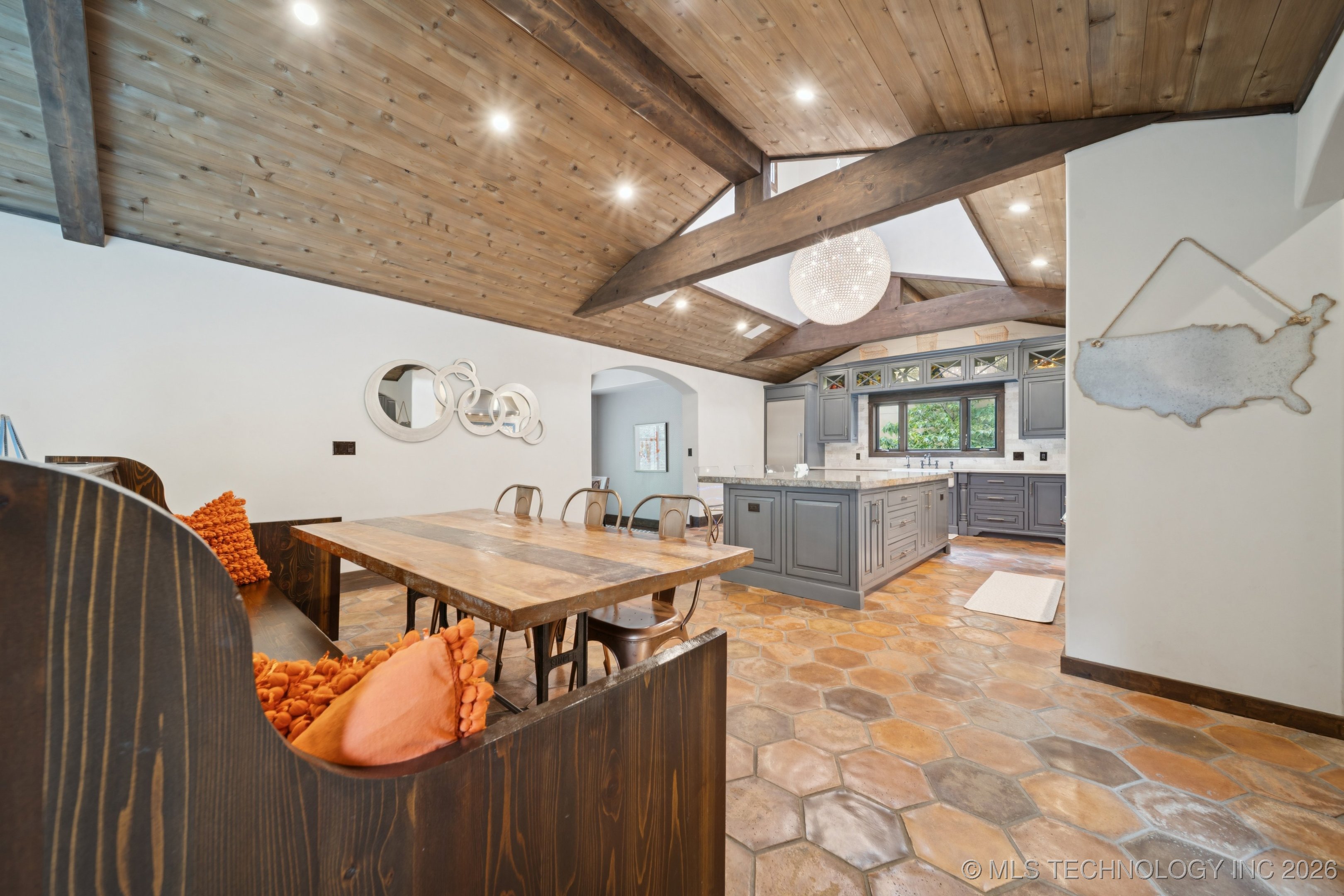 2869 E 72nd Street Property Photo 26