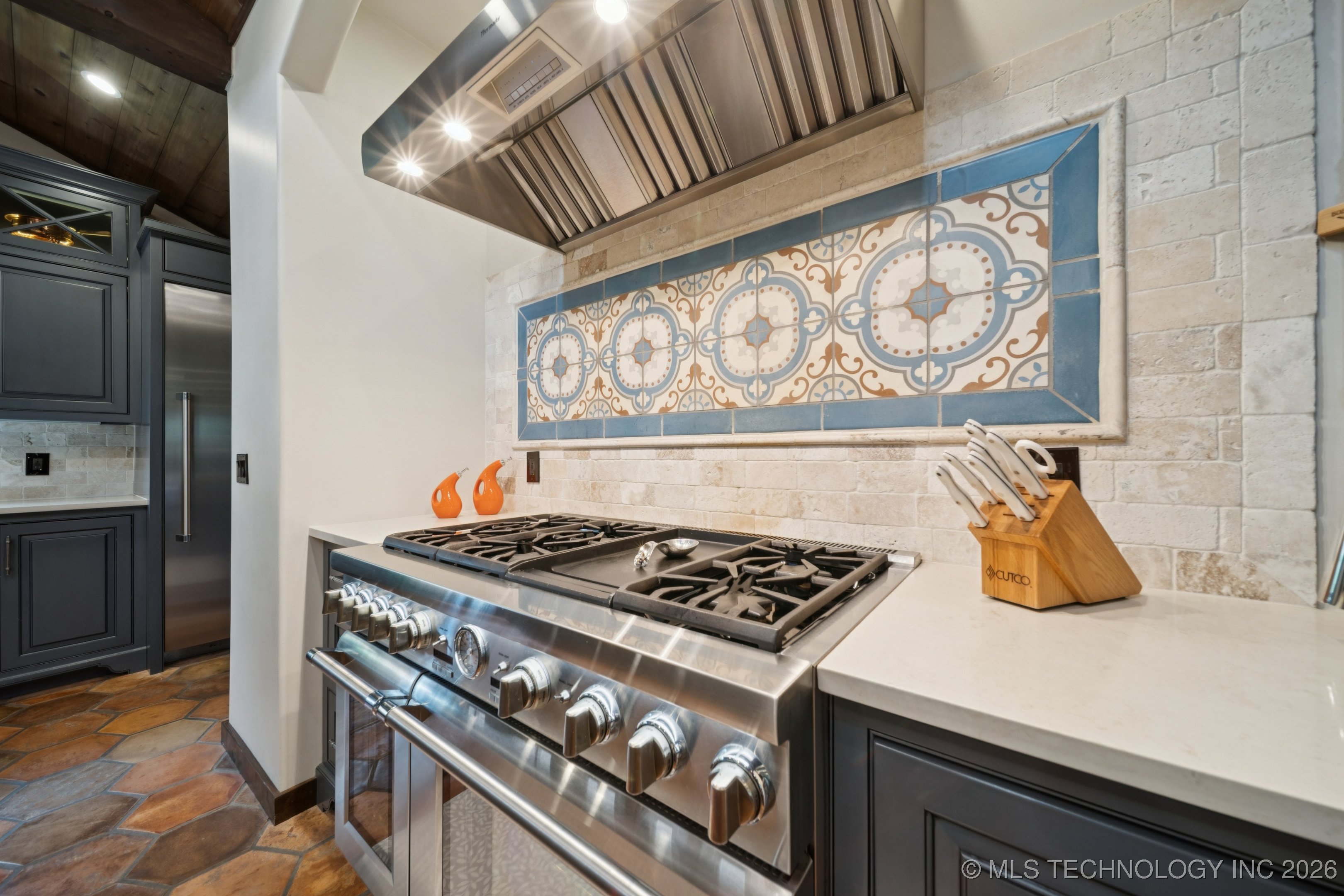 2869 E 72nd Street Property Photo 30