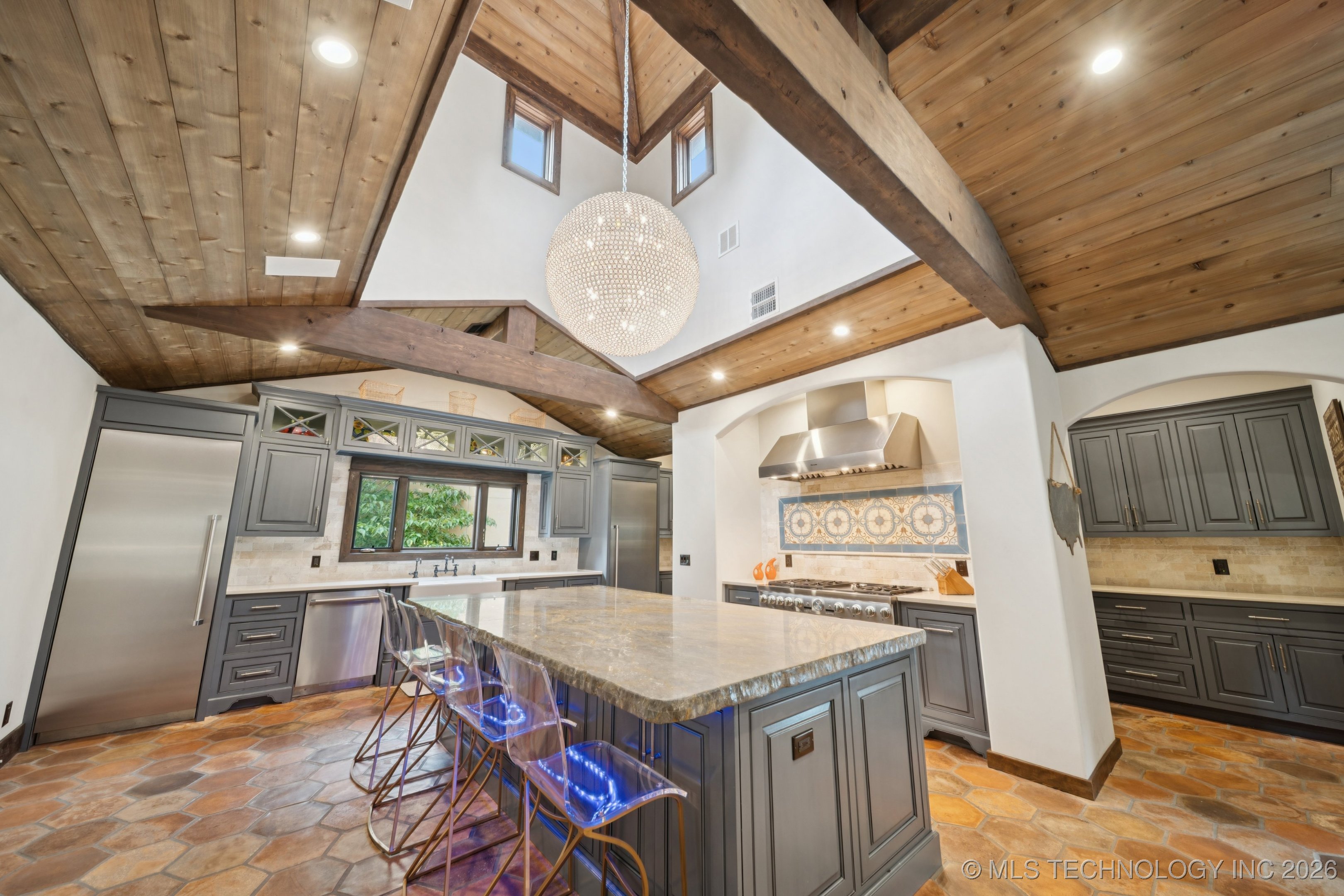 2869 E 72nd Street Property Photo 33