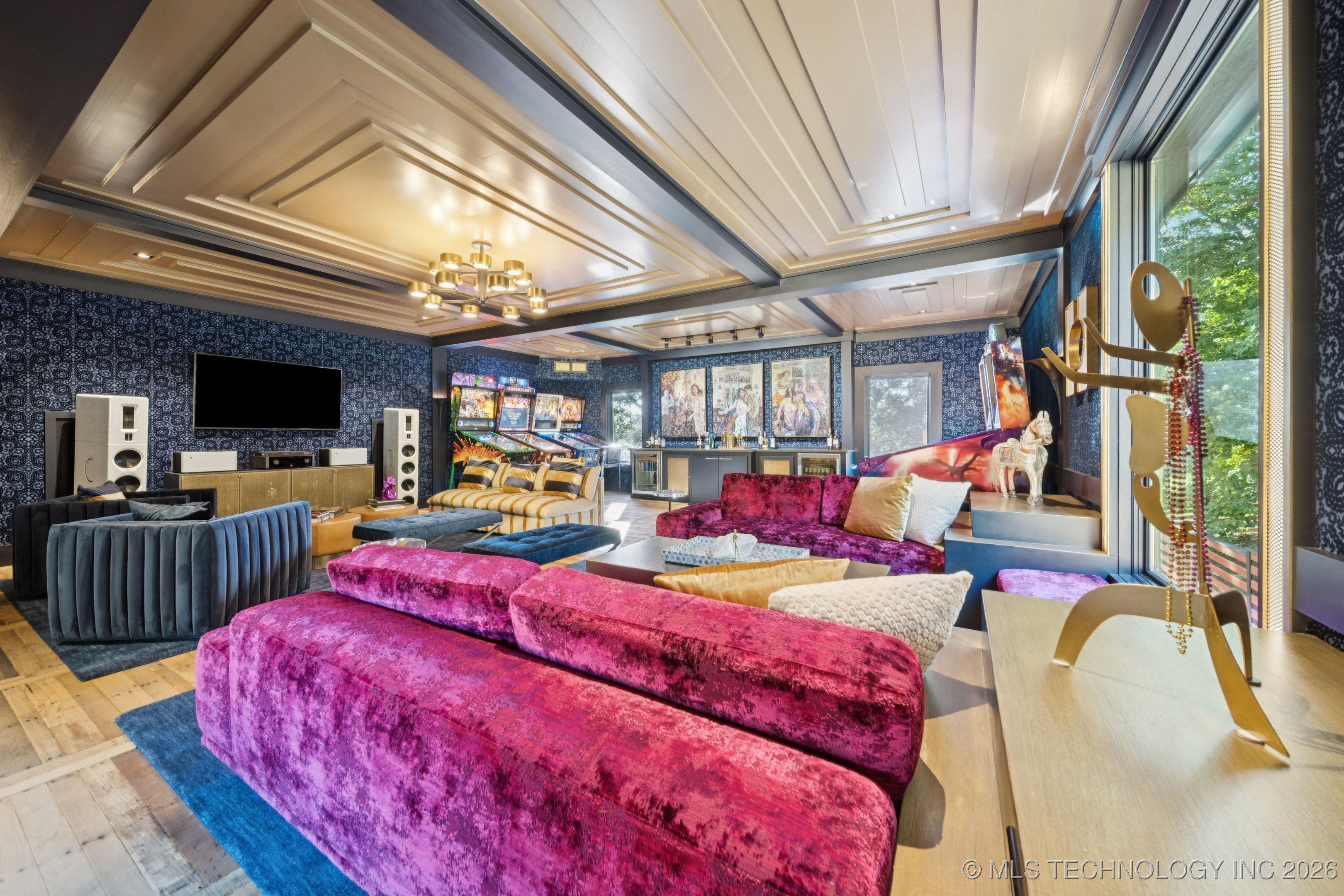 2869 E 72nd Street Property Photo 42