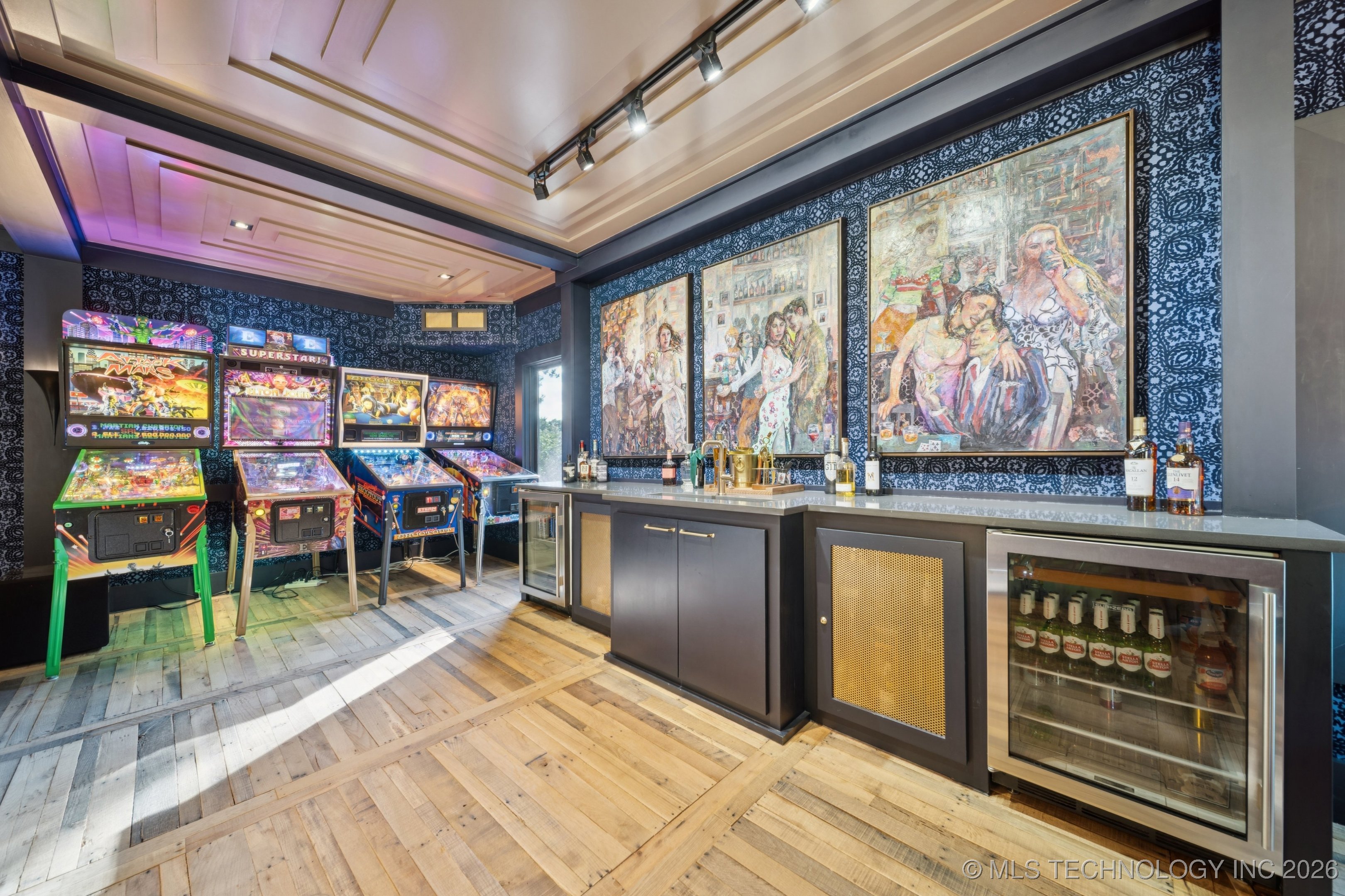 2869 E 72nd Street Property Photo 43