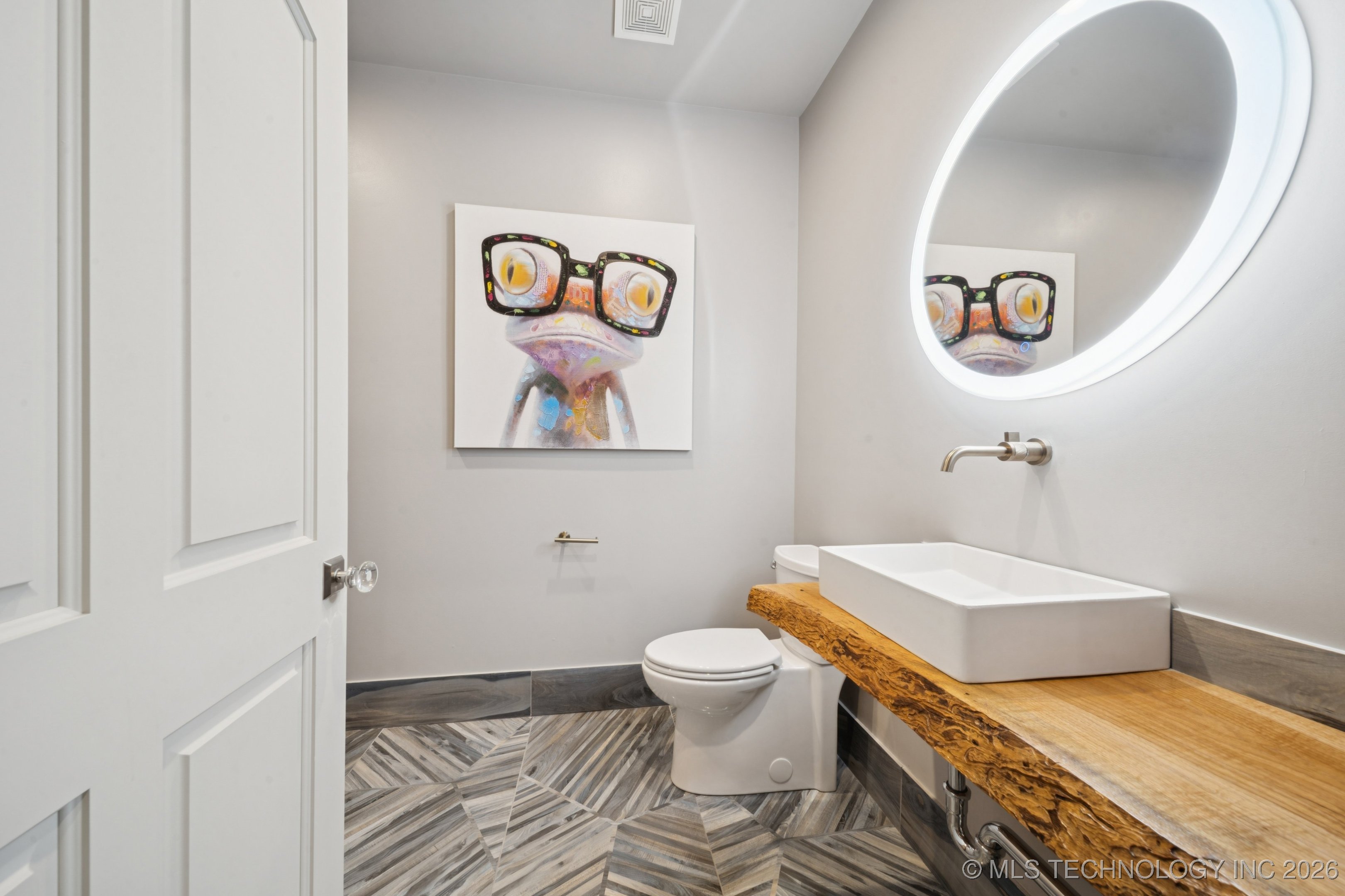 2869 E 72nd Street Property Photo 50