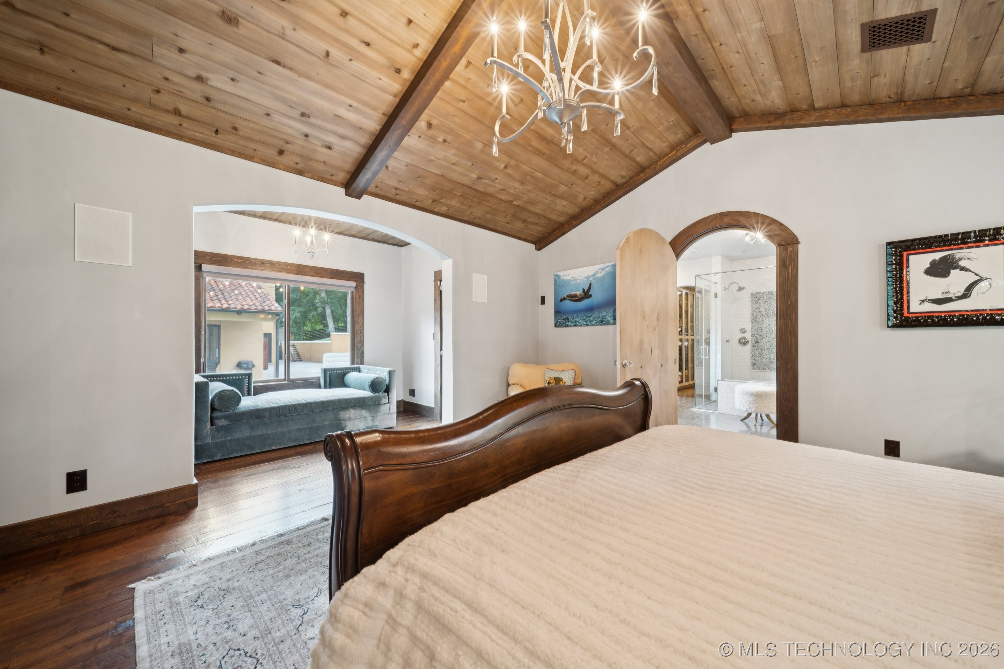 2869 E 72nd Street Property Photo 53