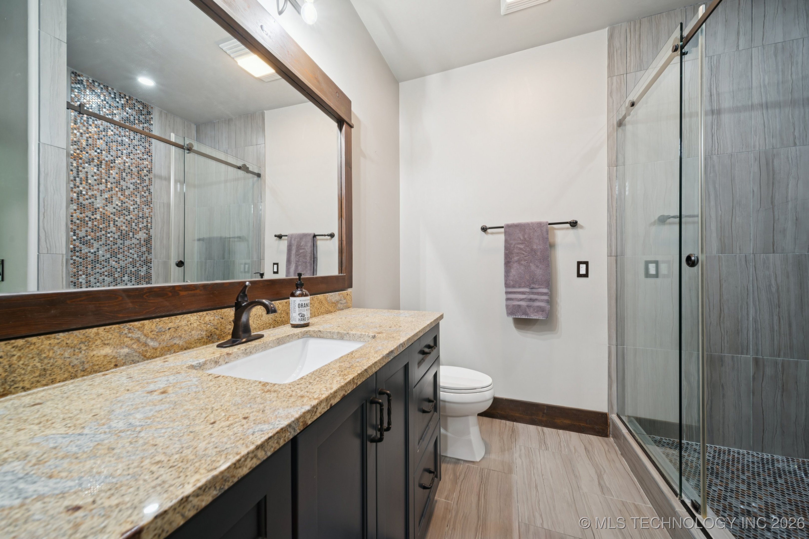 2869 E 72nd Street Property Photo 68