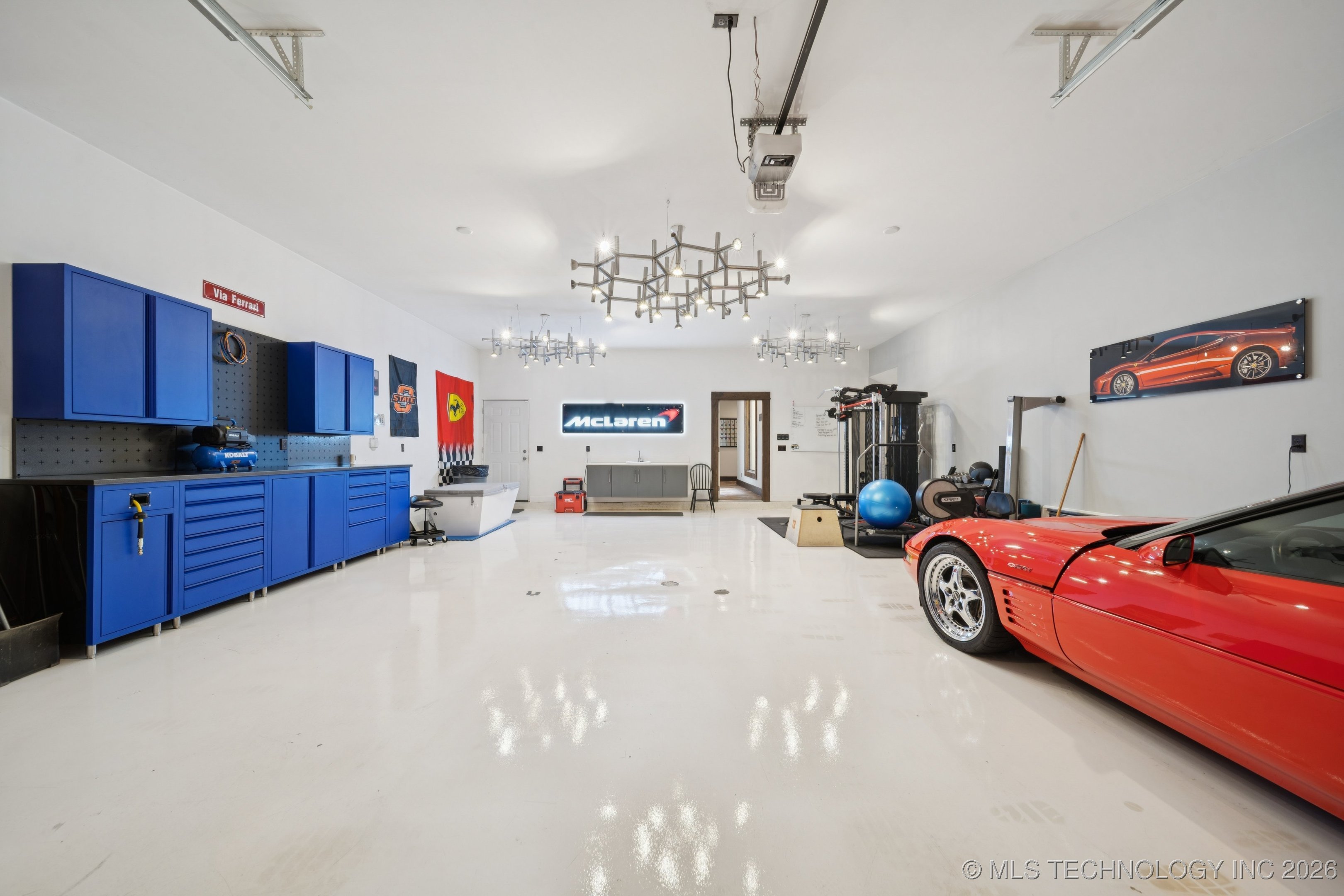 2869 E 72nd Street Property Photo 74