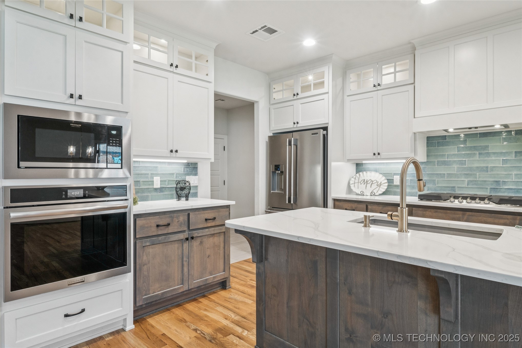 407 N 84th Place Property Photo 7