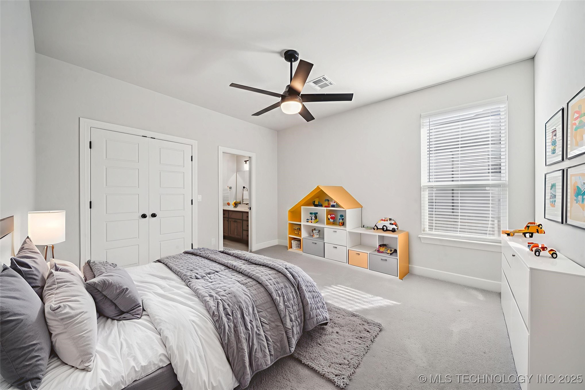 407 N 84th Place Property Photo 21