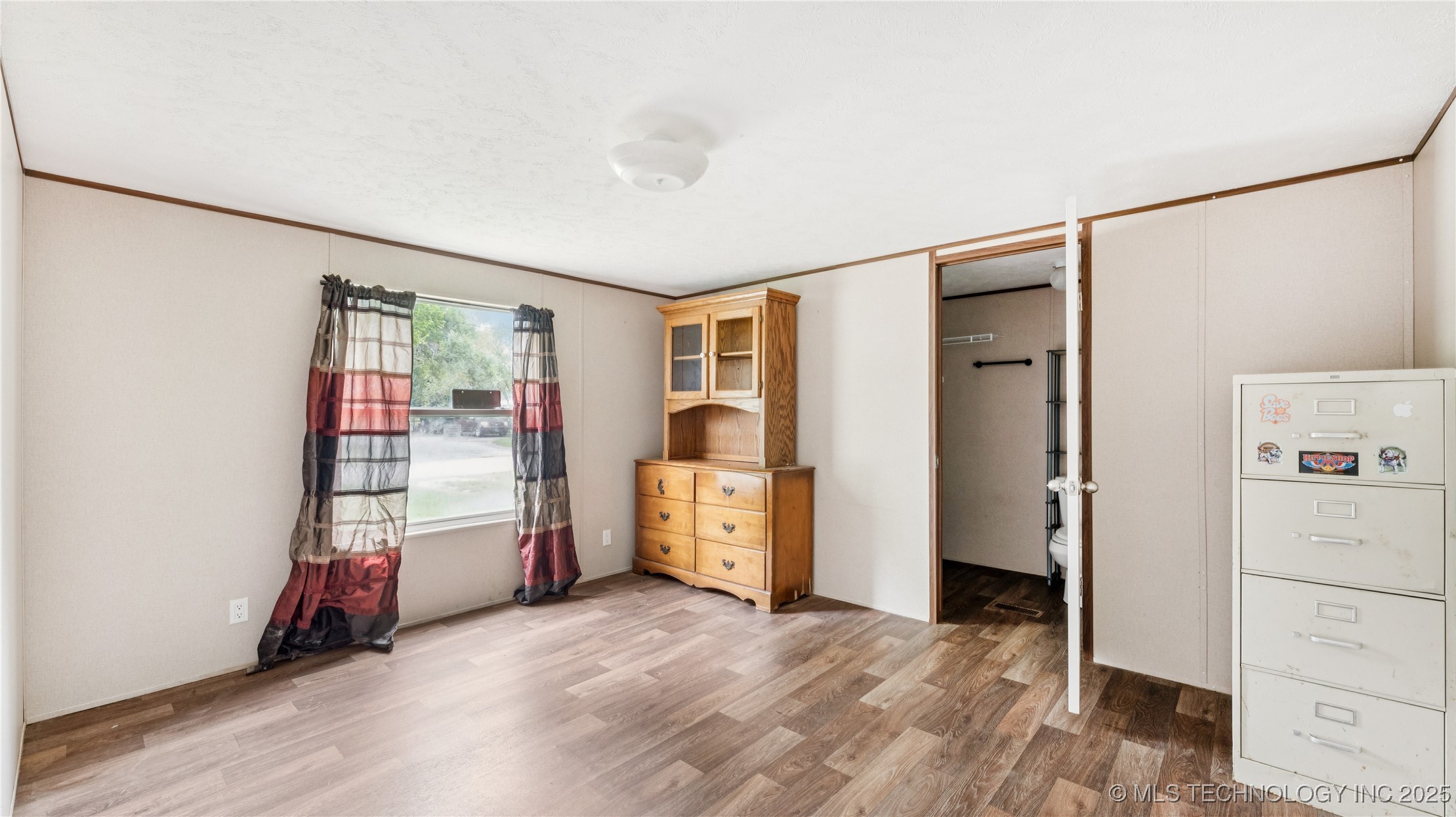 446 S Elm Street Property Photo 11