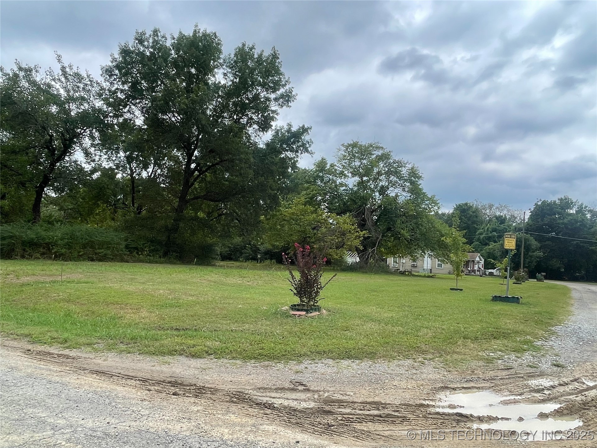 Frankfort Avenue Property Photo 2