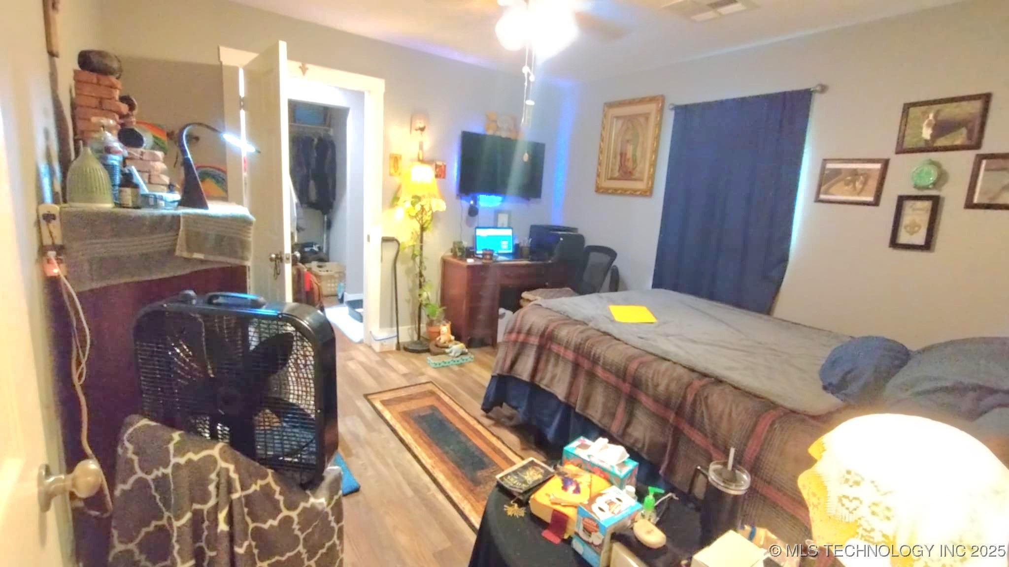 303 S Bluff Property Photo 12