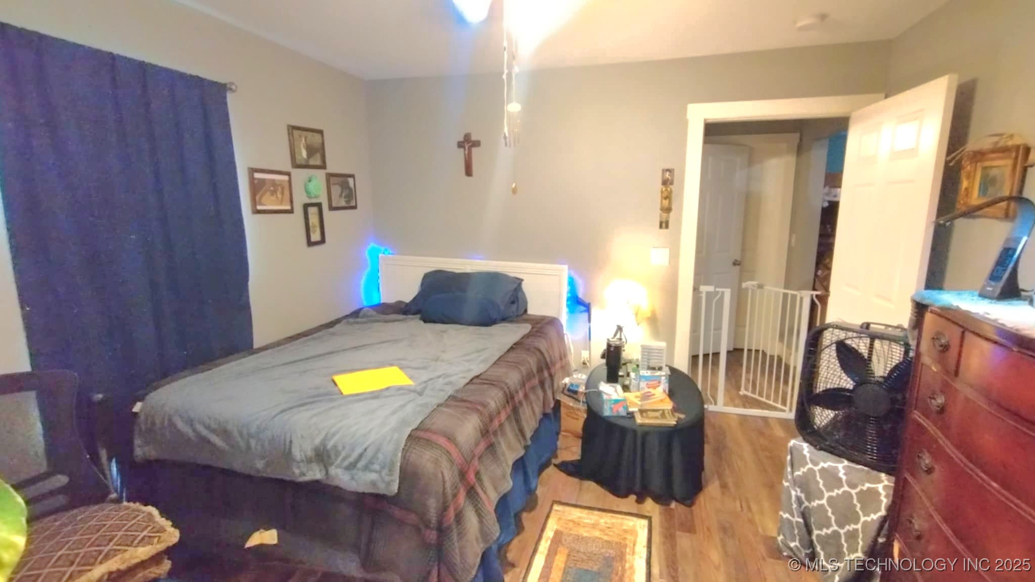 303 S Bluff Property Photo 13