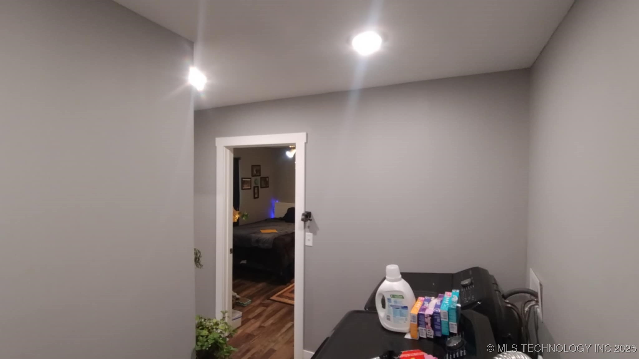 303 S Bluff Property Photo 15