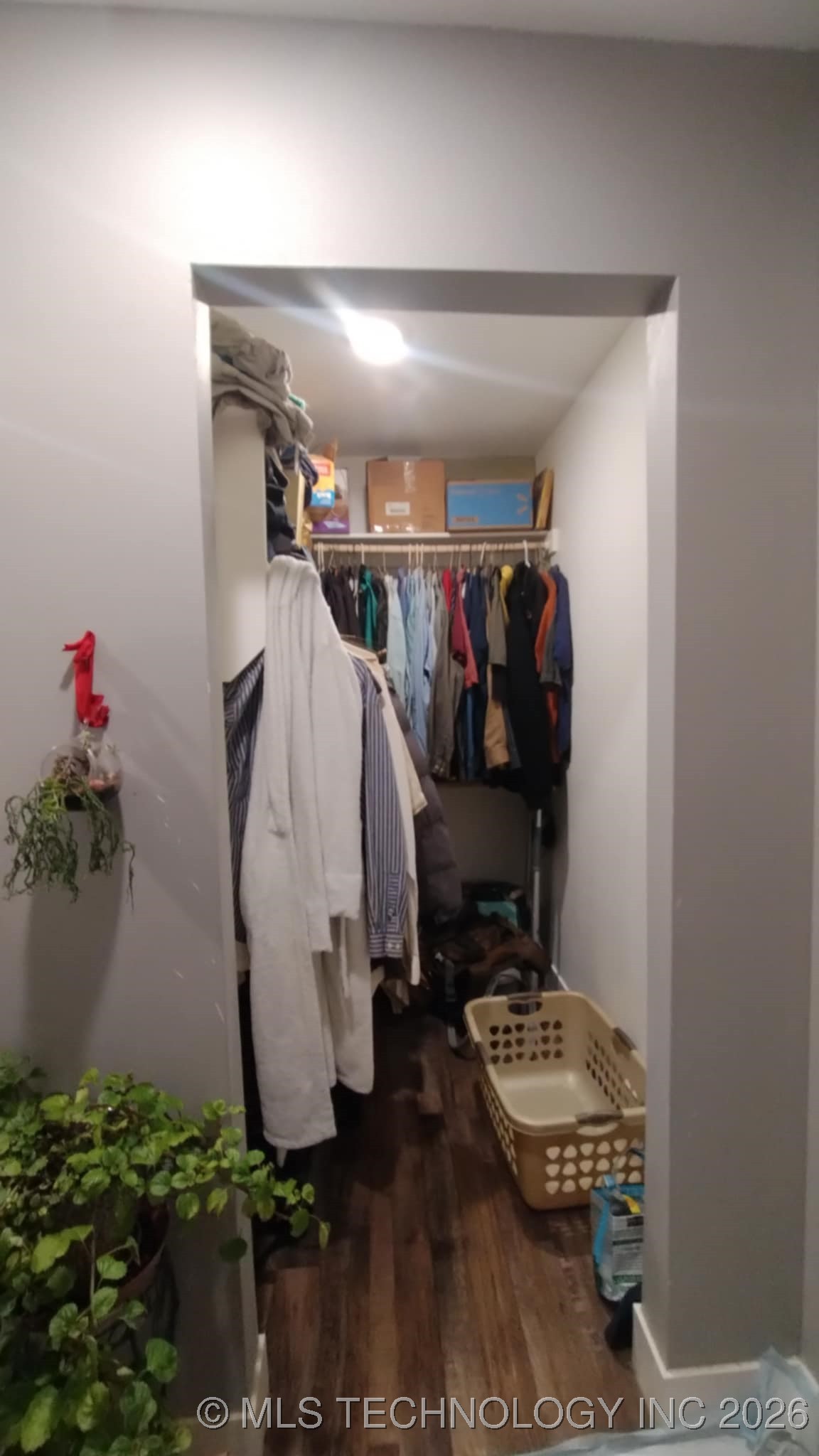 303 S Bluff Property Photo 16