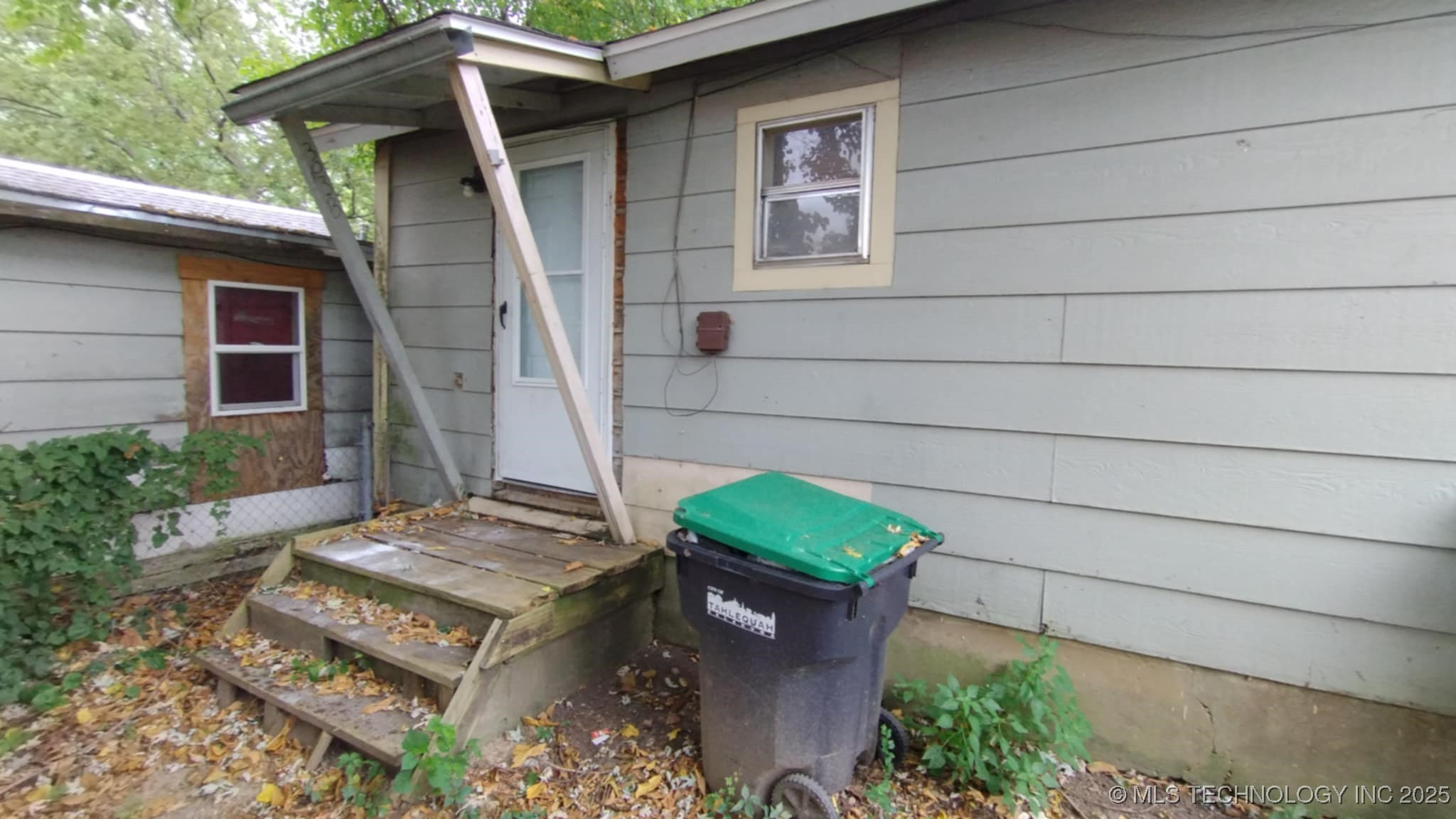 303 S Bluff Property Photo 20