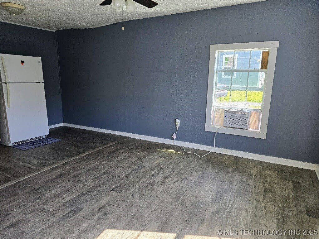 303 S Bluff Property Photo 25