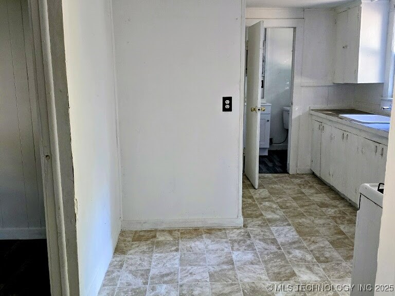 303 S Bluff Property Photo 43