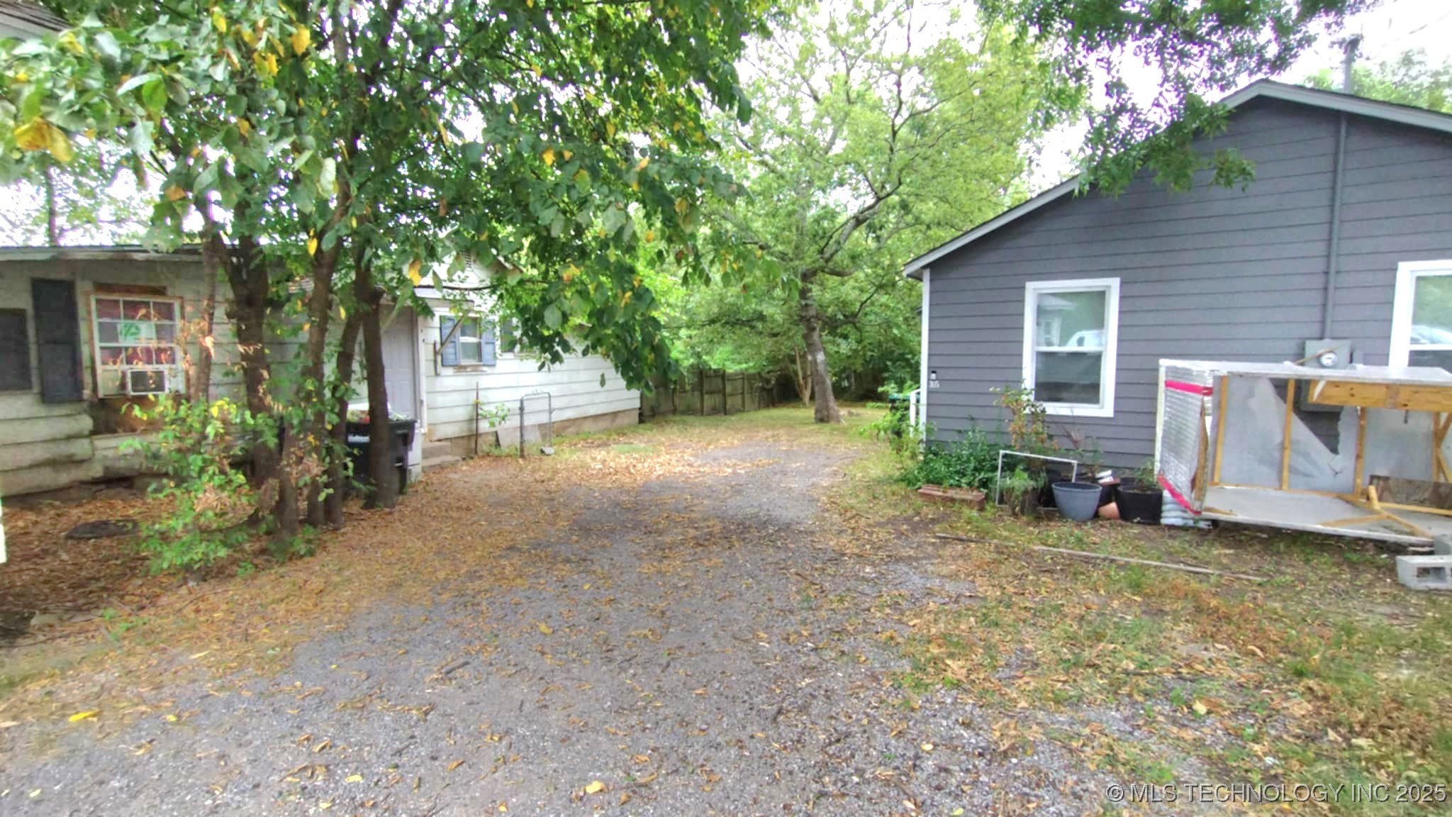 303 S Bluff Property Photo 50