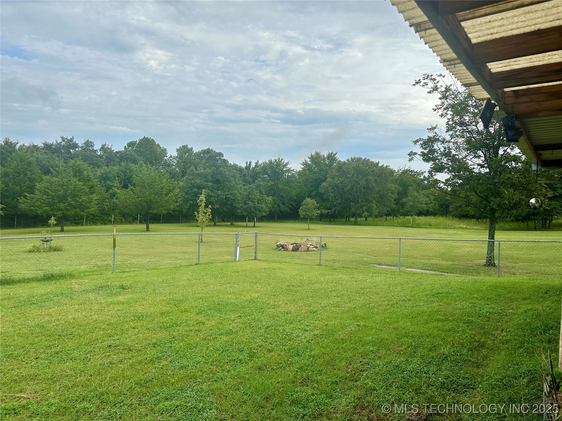 9120 S Horizon Lane Property Photo 32