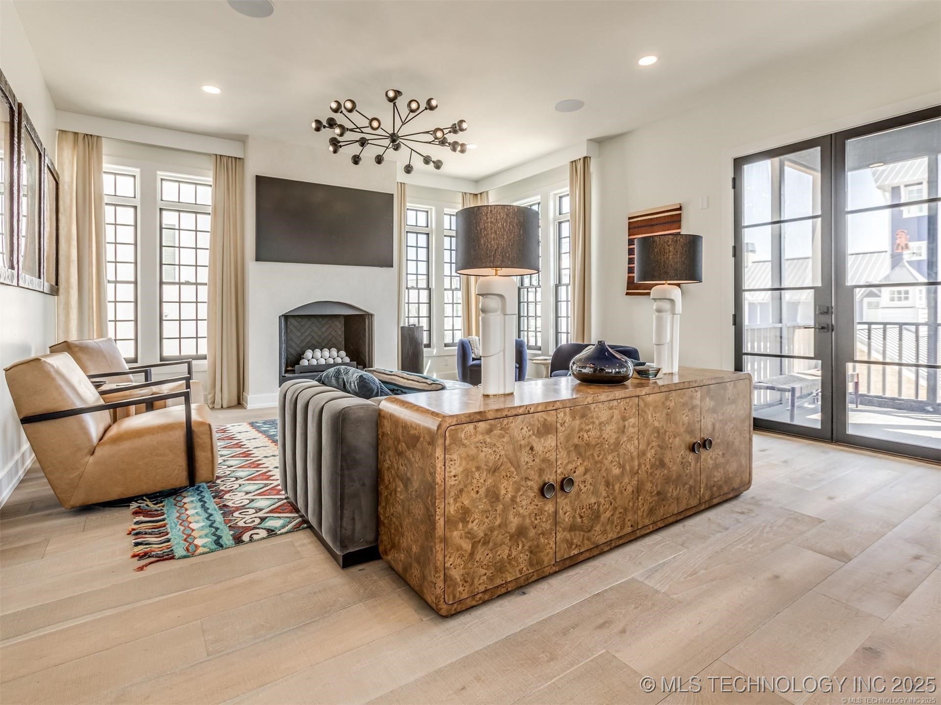 107 Lower Green Way Property Photo 6