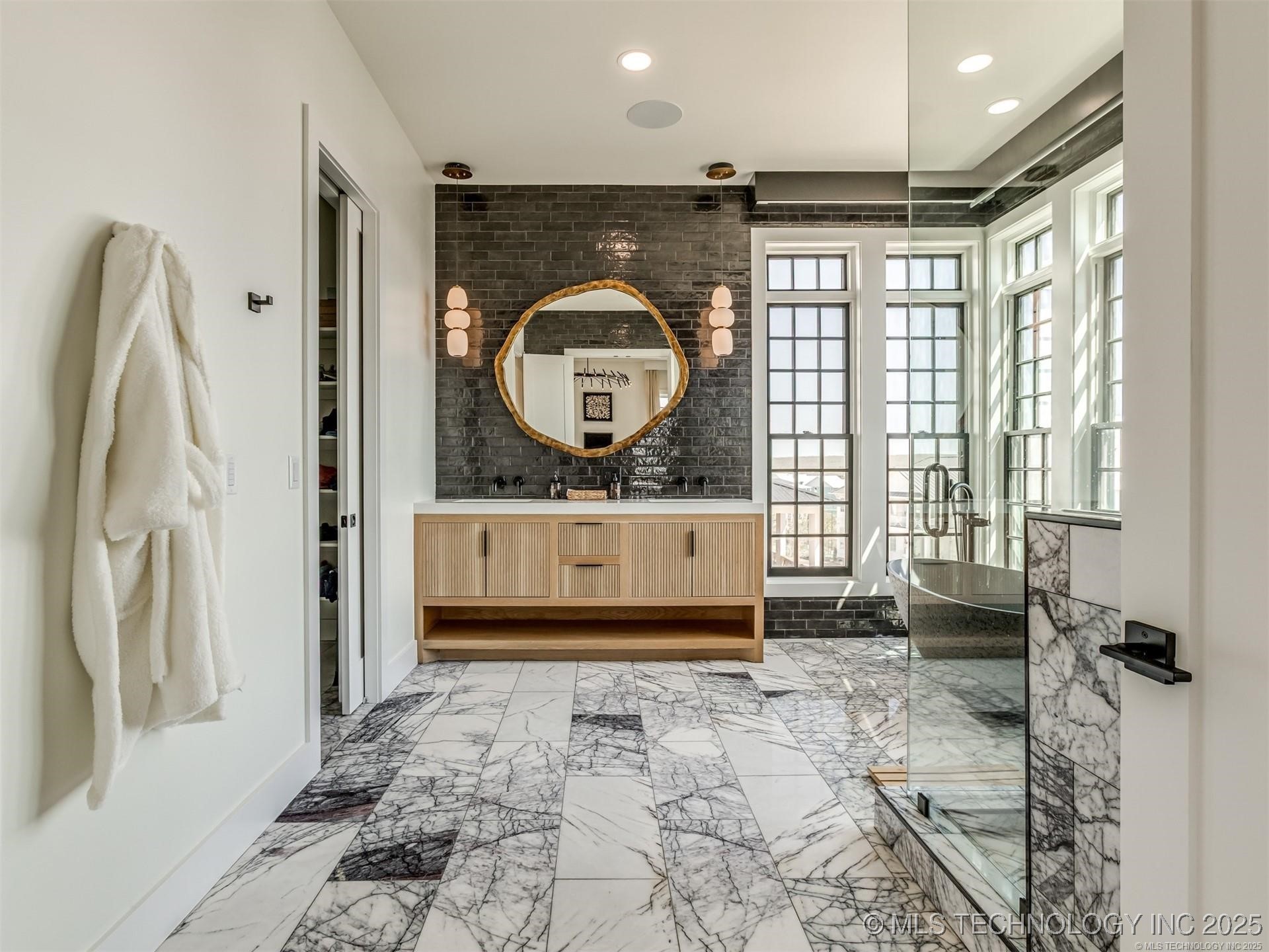 107 Lower Green Way Property Photo 32